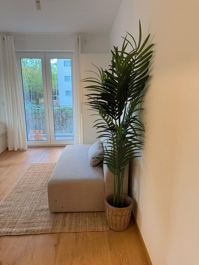 Prenájom bytu 1-izbový 30 m², Berlin, Berlín Prenájom bytu 1-izbový 30 m², Berlin, Berlín