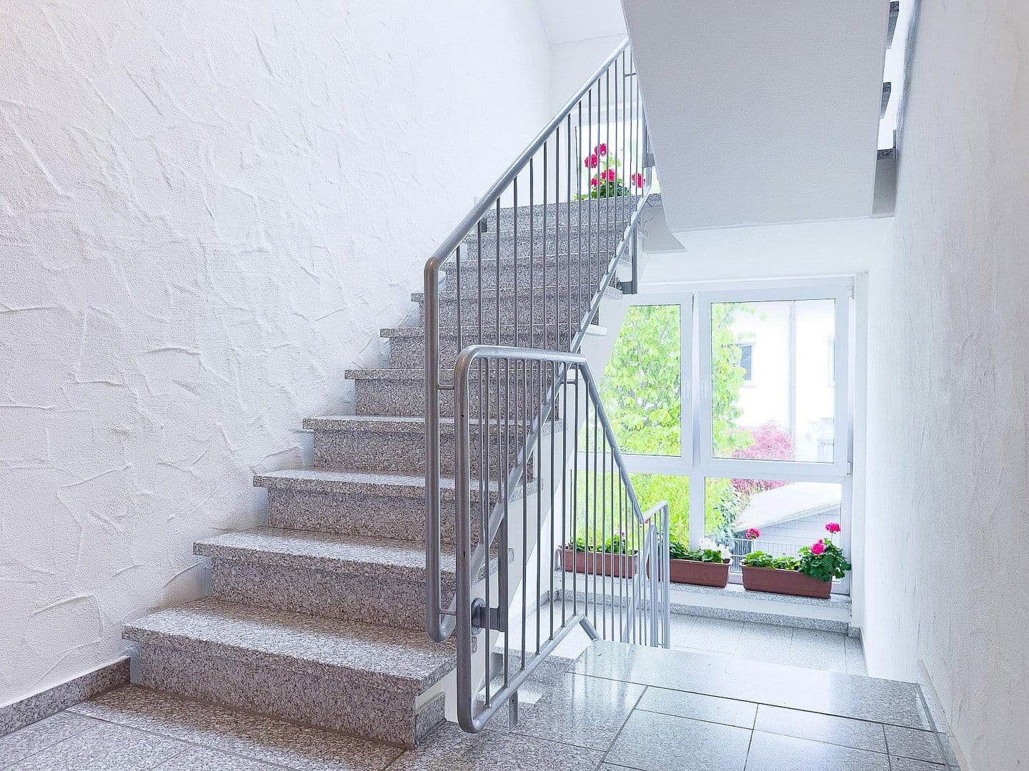 Prenájom bytu 2-izbový 47 m², Schwieberdingen, Bádensko-Wurttembersko Prenájom bytu 2-izbový 47 m², Schwieberdingen, Bádensko-Wurttembersko