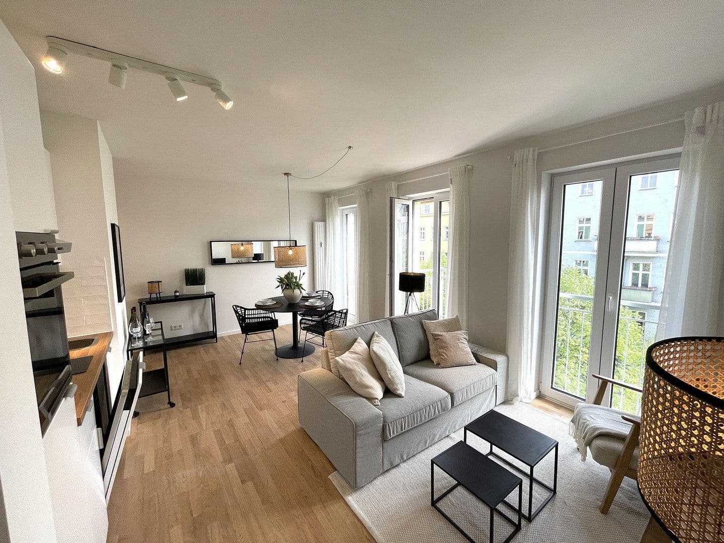 Prenájom bytu 2-izbový 56 m², Schwedterstr. 0, Berlin, Berlín Prenájom bytu 2-izbový 56 m², Schwedterstr. 0, Berlin, Berlín