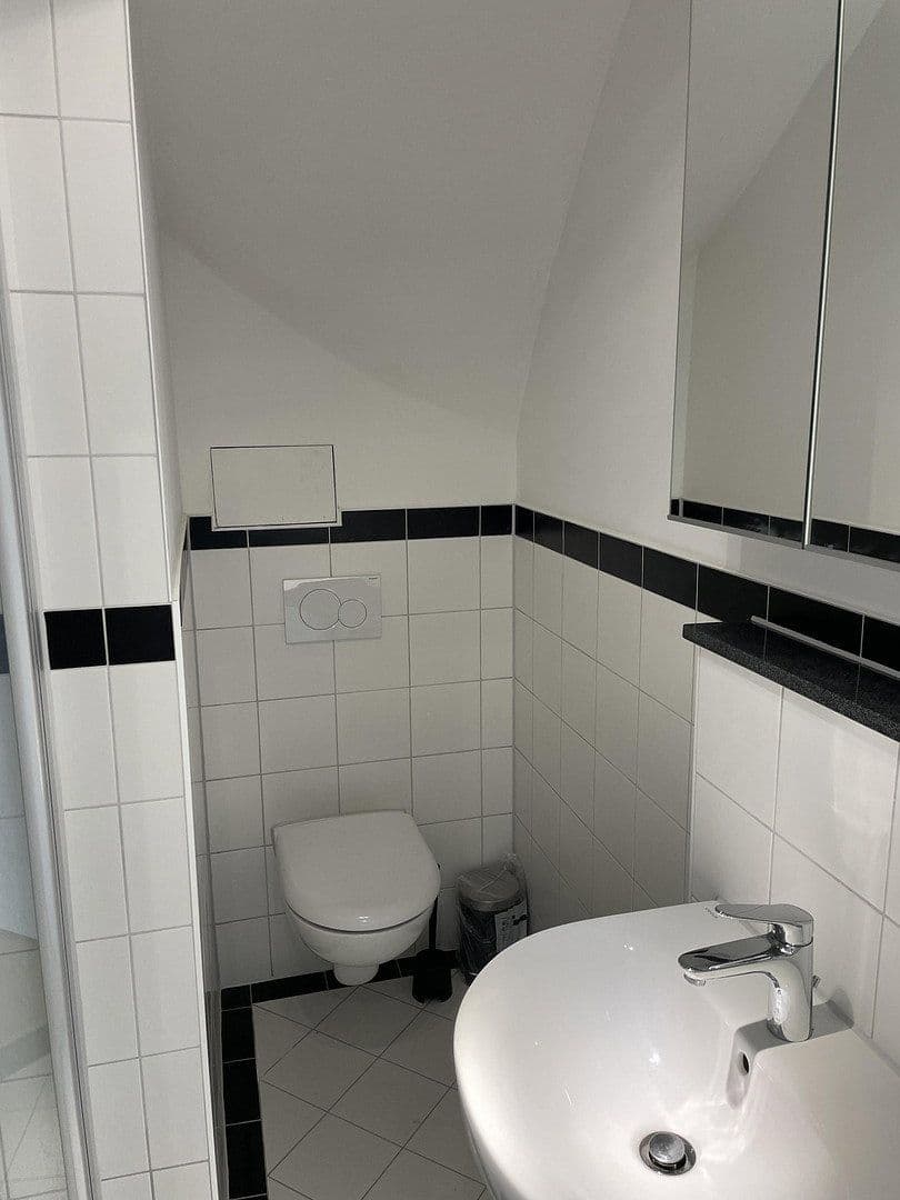 Prenájom bytu 2-izbový 56 m², Schwedterstr. 0, Berlin, Berlín Prenájom bytu 2-izbový 56 m², Schwedterstr. 0, Berlin, Berlín