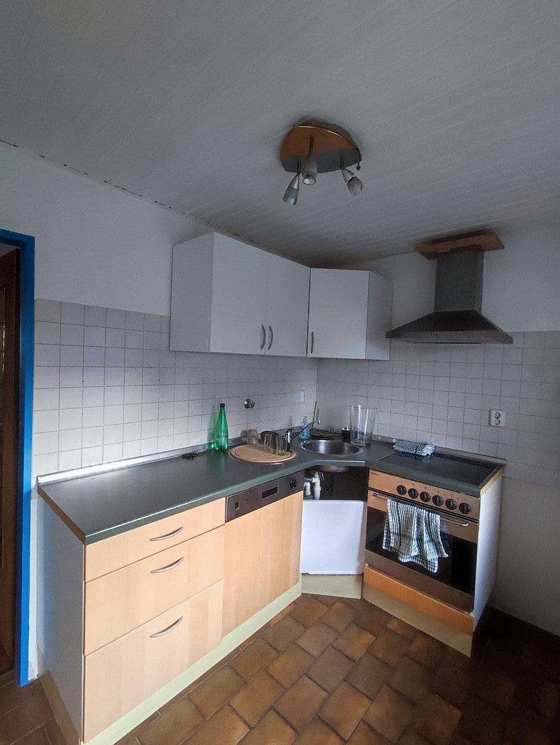 Prenájom domu 148 m², pozemek 410 m², Solingen, Severné Porýnie - Westfálsko Prenájom domu 148 m², pozemek 410 m², Solingen, Severné Porýnie - Westfálsko