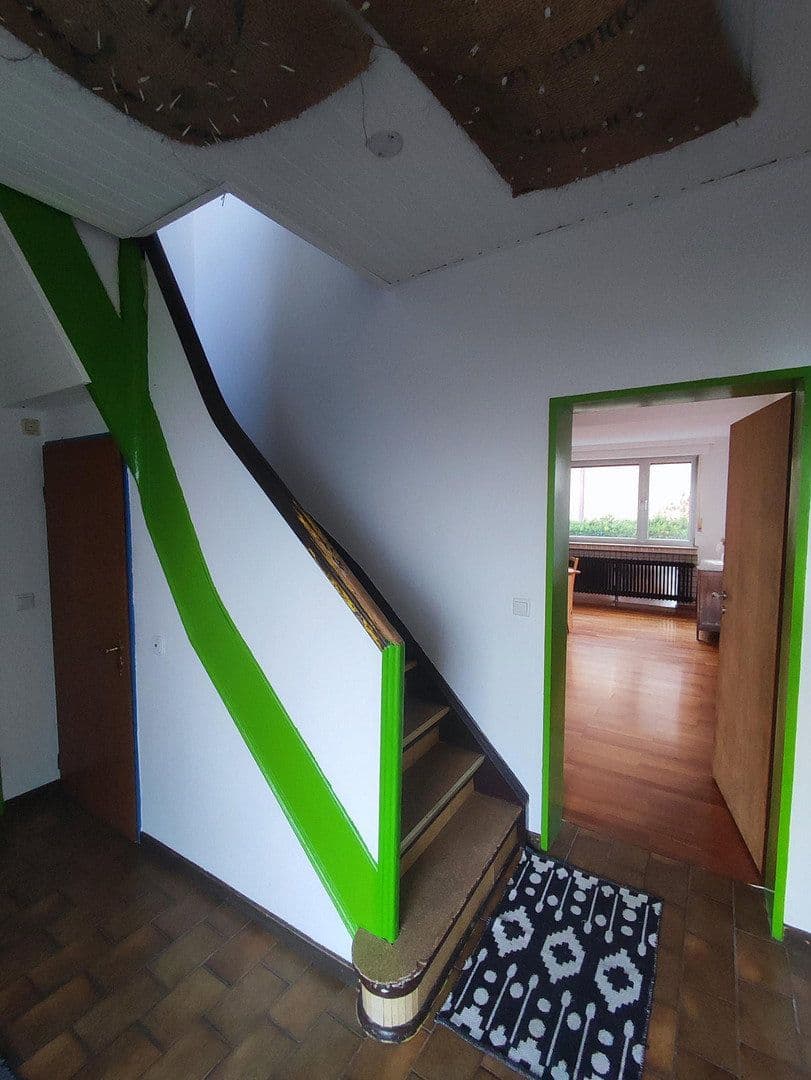 Prenájom domu 148 m², pozemek 410 m², Solingen, Severné Porýnie - Westfálsko Prenájom domu 148 m², pozemek 410 m², Solingen, Severné Porýnie - Westfálsko