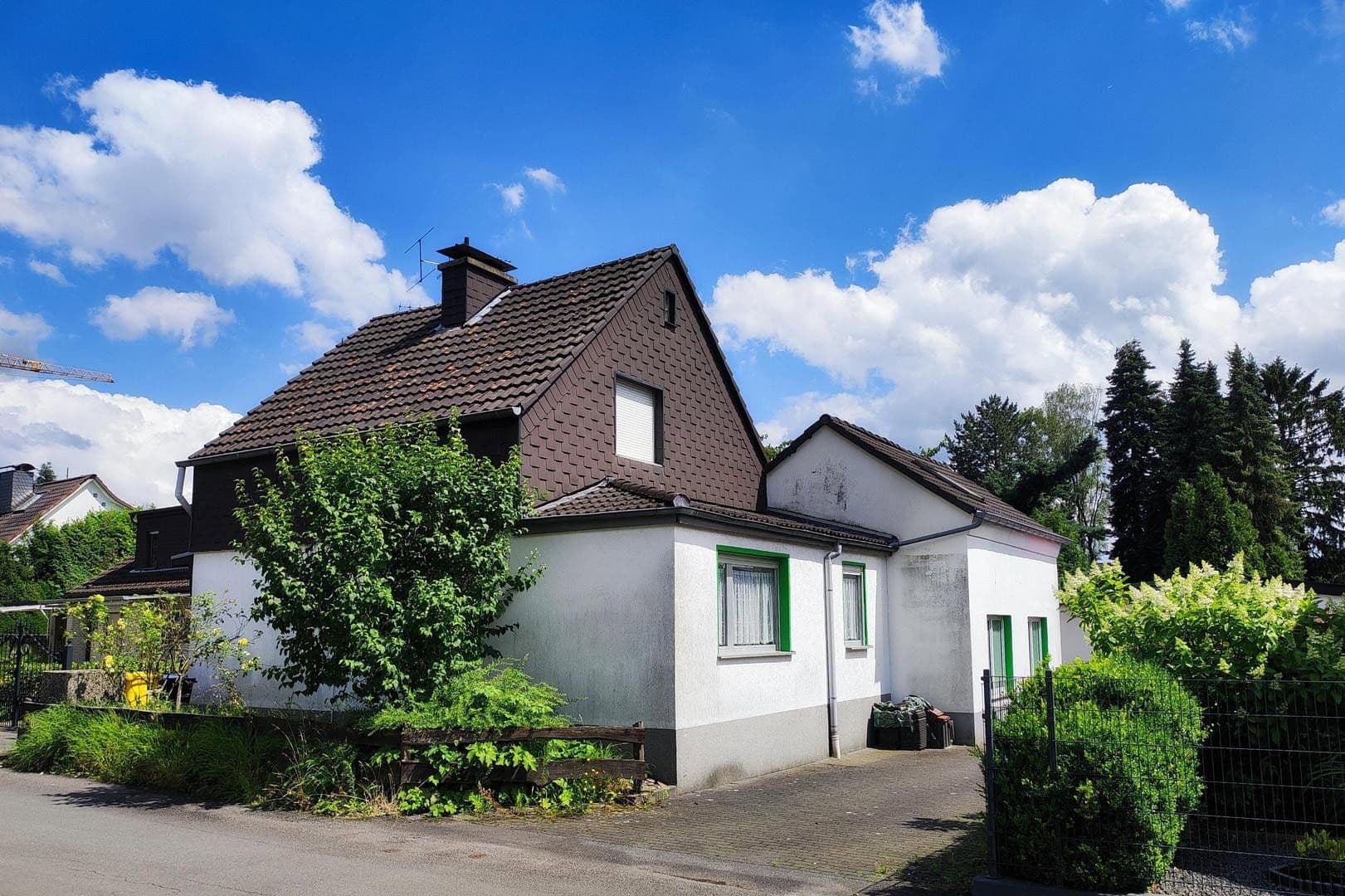 Prenájom domu 148 m², pozemek 410 m², Solingen, Severné Porýnie - Westfálsko Prenájom domu 148 m², pozemek 410 m², Solingen, Severné Porýnie - Westfálsko