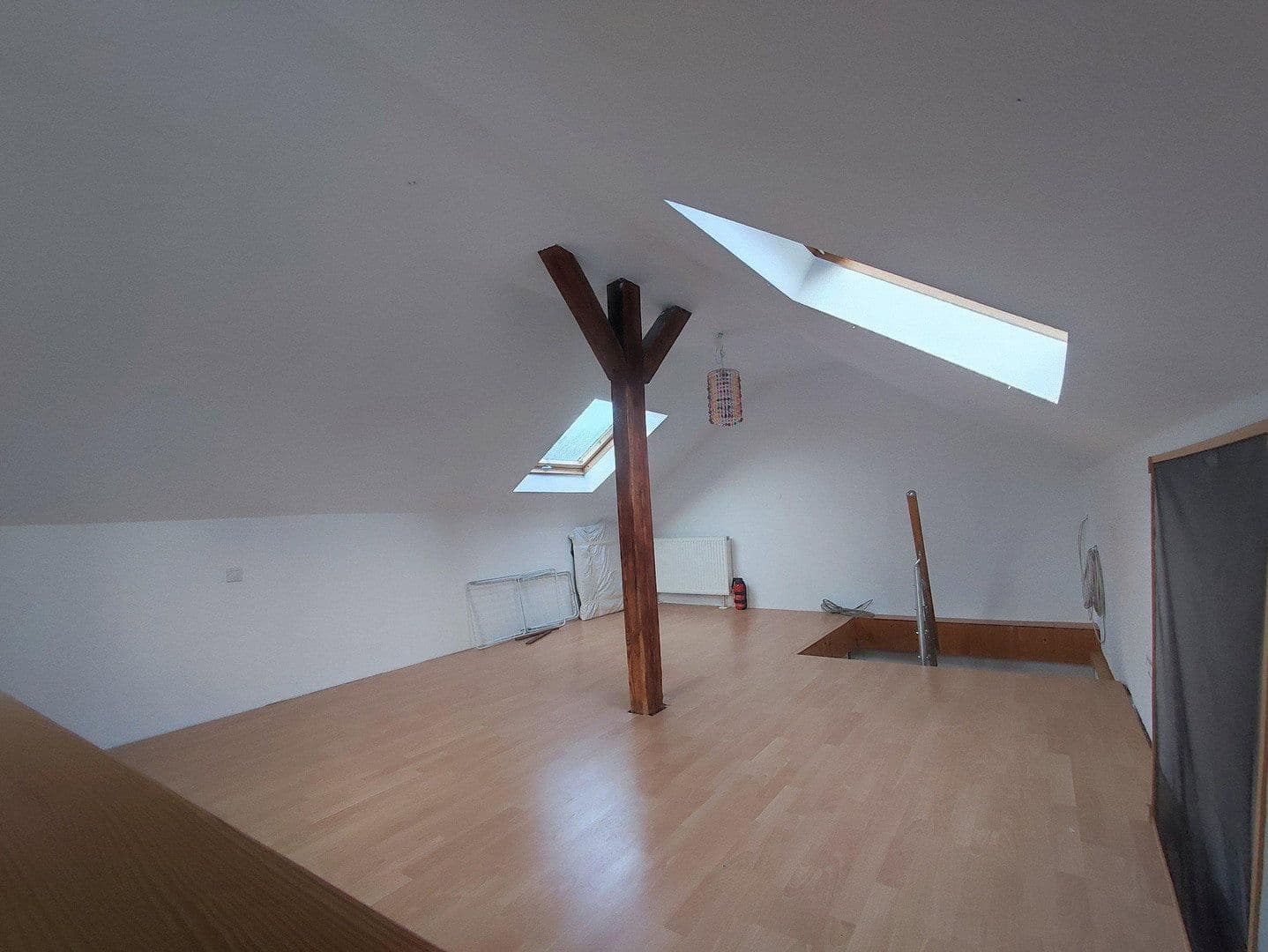 Prenájom domu 148 m², pozemek 410 m², Solingen, Severné Porýnie - Westfálsko Prenájom domu 148 m², pozemek 410 m², Solingen, Severné Porýnie - Westfálsko