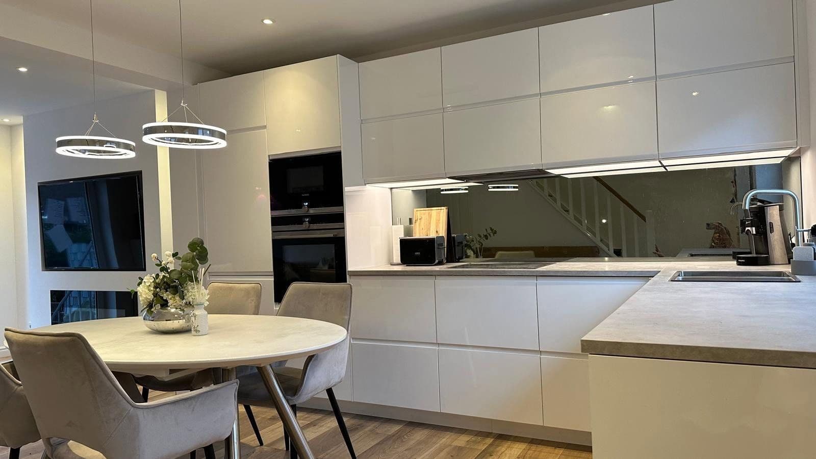 Predaj domu 85 m², pozemek 106 m², Aplerbecker Straße 76, Düsseldorf, Severné Porýnie - Westfálsko Predaj domu 85 m², pozemek 106 m², Aplerbecker Straße 76, Düsseldorf, Severné Porýnie - Westfálsko