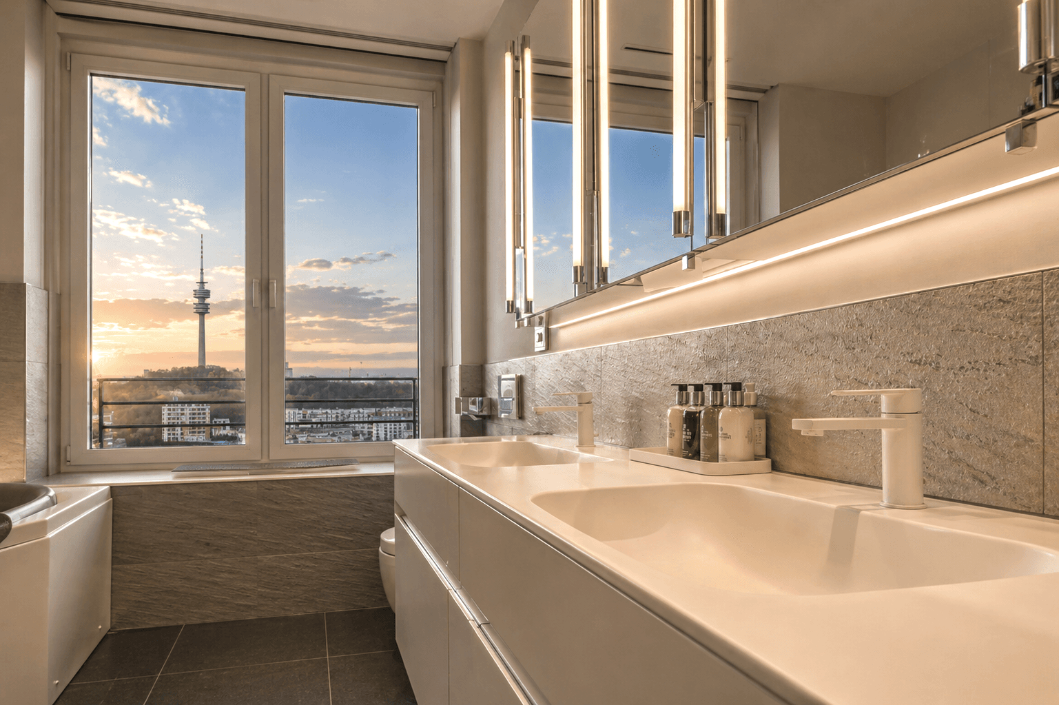 Predaj bytu 4-izbový 171 m², München, Bavorsko Predaj bytu 4-izbový 171 m², München, Bavorsko