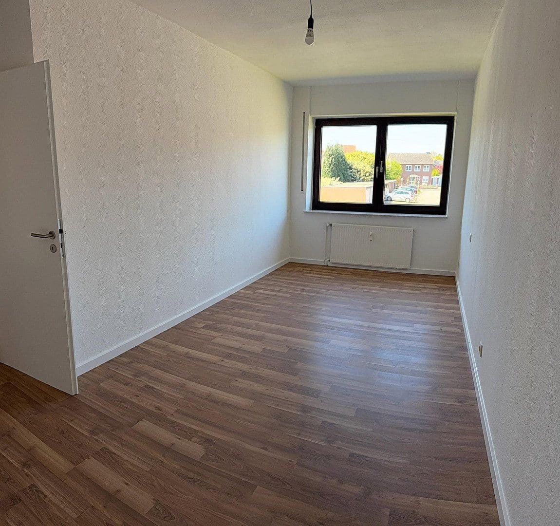 Prenájom bytu 4-izbový 88 m², Hannoveraner Str. 58, Lingen (Ems), Dolné Sasko Prenájom bytu 4-izbový 88 m², Hannoveraner Str. 58, Lingen (Ems), Dolné Sasko