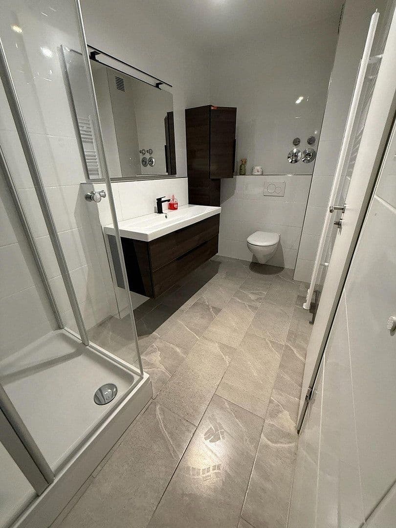 Prenájom bytu 4-izbový 88 m², Hannoveraner Str. 58, Lingen (Ems), Dolné Sasko Prenájom bytu 4-izbový 88 m², Hannoveraner Str. 58, Lingen (Ems), Dolné Sasko