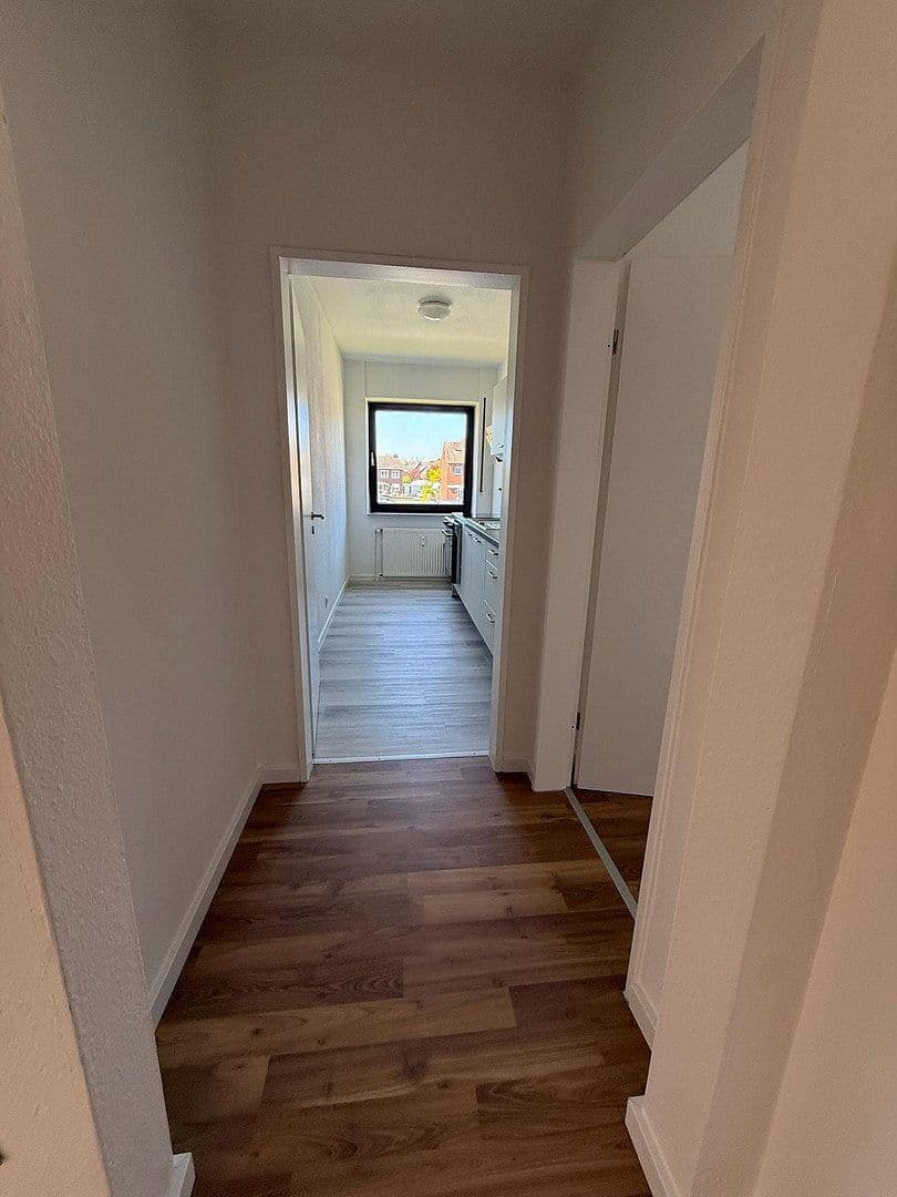 Prenájom bytu 4-izbový 88 m², Hannoveraner Str. 58, Lingen (Ems), Dolné Sasko Prenájom bytu 4-izbový 88 m², Hannoveraner Str. 58, Lingen (Ems), Dolné Sasko