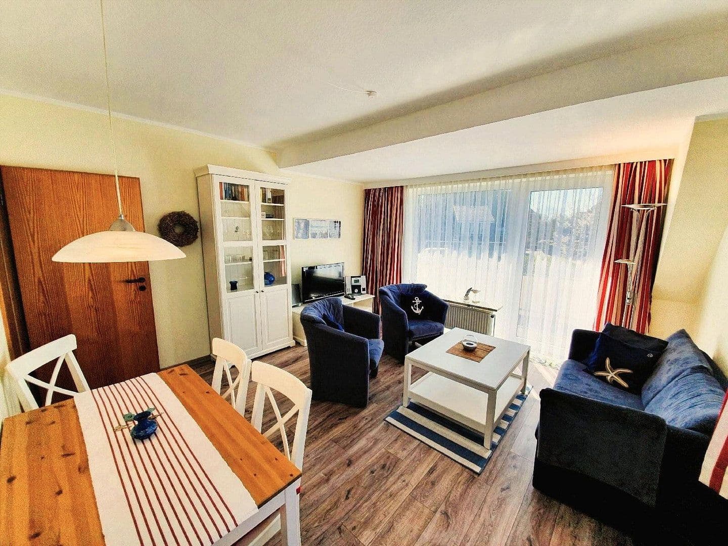 Predaj domu 315 m², pozemek 830 m², Föhrer Weg, Büsum, Šlezvicko-Holštajnsko Predaj domu 315 m², pozemek 830 m², Föhrer Weg, Büsum, Šlezvicko-Holštajnsko