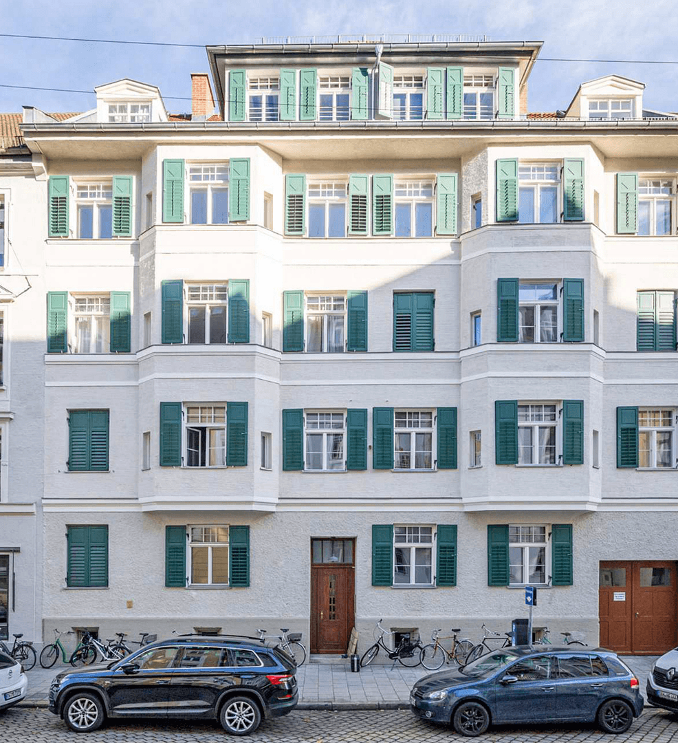 Prenájom bytu 3-izbový 81 m², Schulstr.48, München, Bavorsko Prenájom bytu 3-izbový 81 m², Schulstr.48, München, Bavorsko