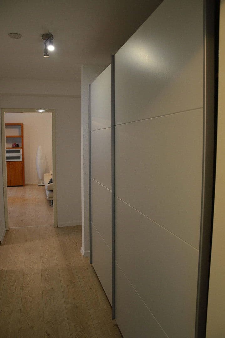 Prenájom bytu 1-izbový 50 m², Karlsruhe, Bádensko-Wurttembersko Prenájom bytu 1-izbový 50 m², Karlsruhe, Bádensko-Wurttembersko