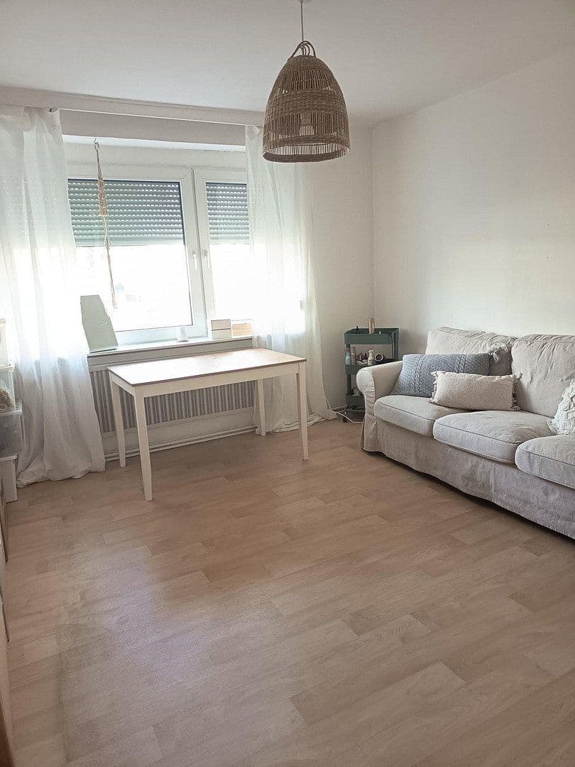 Prenájom bytu 3-izbový 64 m², Wilhelmshöher Allee 57, Kassel, Hesensko Prenájom bytu 3-izbový 64 m², Wilhelmshöher Allee 57, Kassel, Hesensko