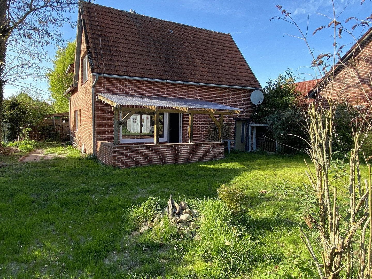 Predaj domu 125 m², pozemek 540 m², Große Fuhren 26, Kirchlinteln, Dolné Sasko Predaj domu 125 m², pozemek 540 m², Große Fuhren 26, Kirchlinteln, Dolné Sasko