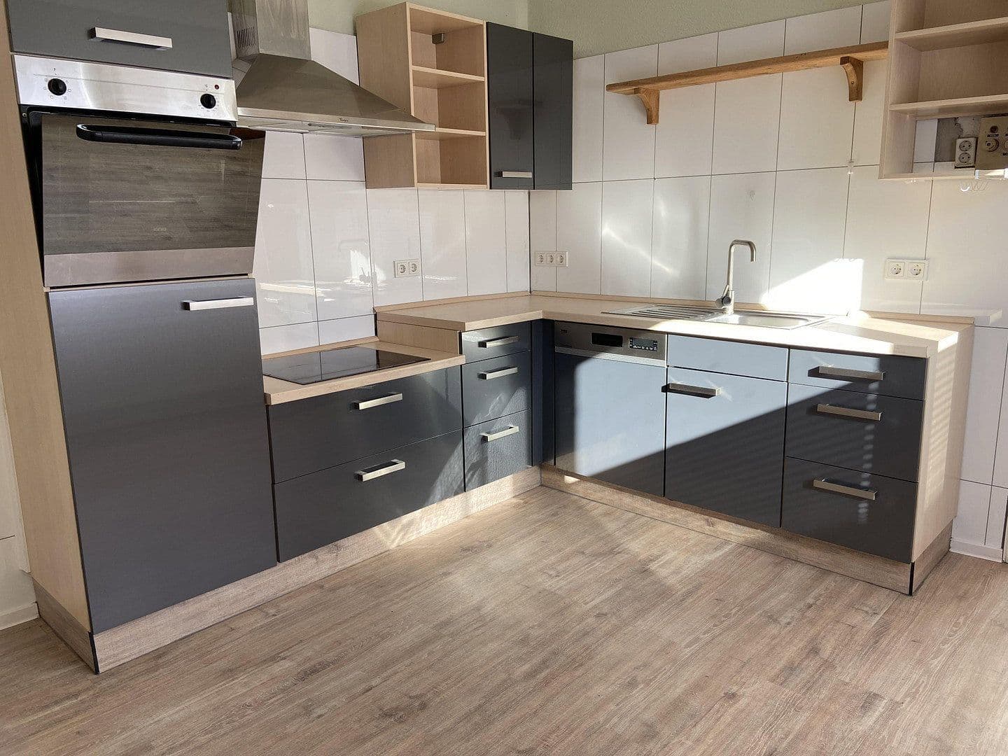 Predaj domu 125 m², pozemek 540 m², Große Fuhren 26, Kirchlinteln, Dolné Sasko Predaj domu 125 m², pozemek 540 m², Große Fuhren 26, Kirchlinteln, Dolné Sasko