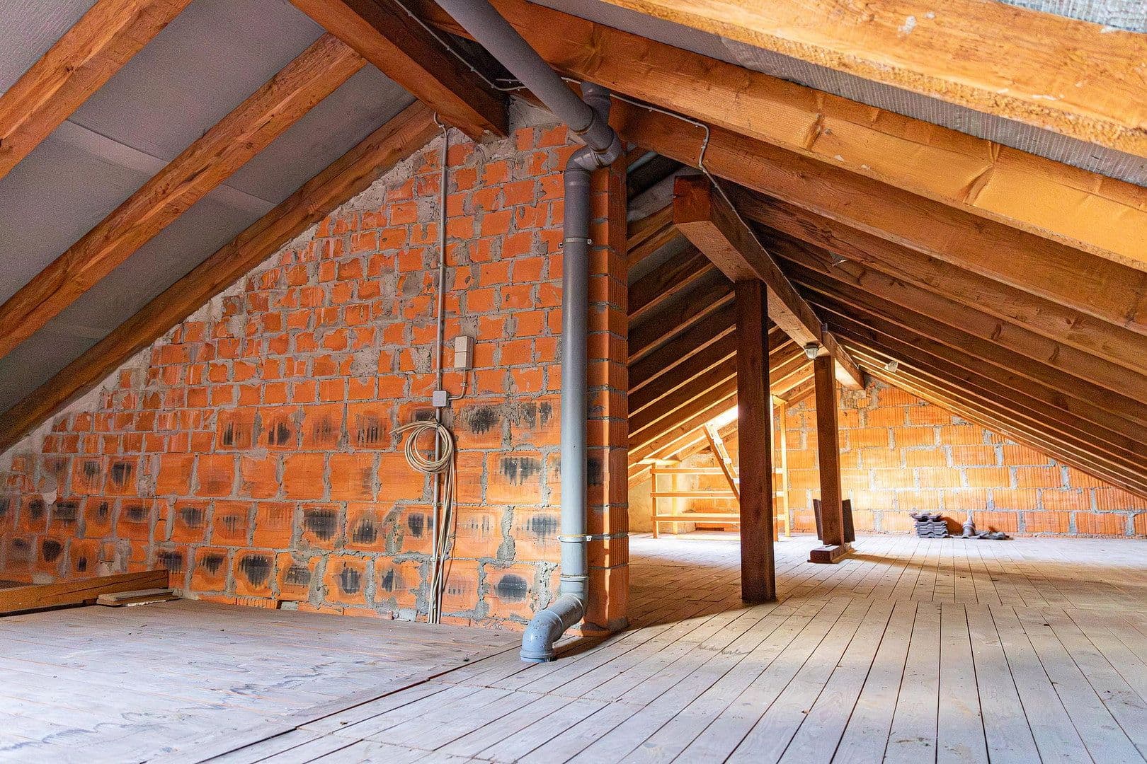 Predaj domu 185 m², pozemek 630 m², Kronberg im Taunus, Hesensko Predaj domu 185 m², pozemek 630 m², Kronberg im Taunus, Hesensko