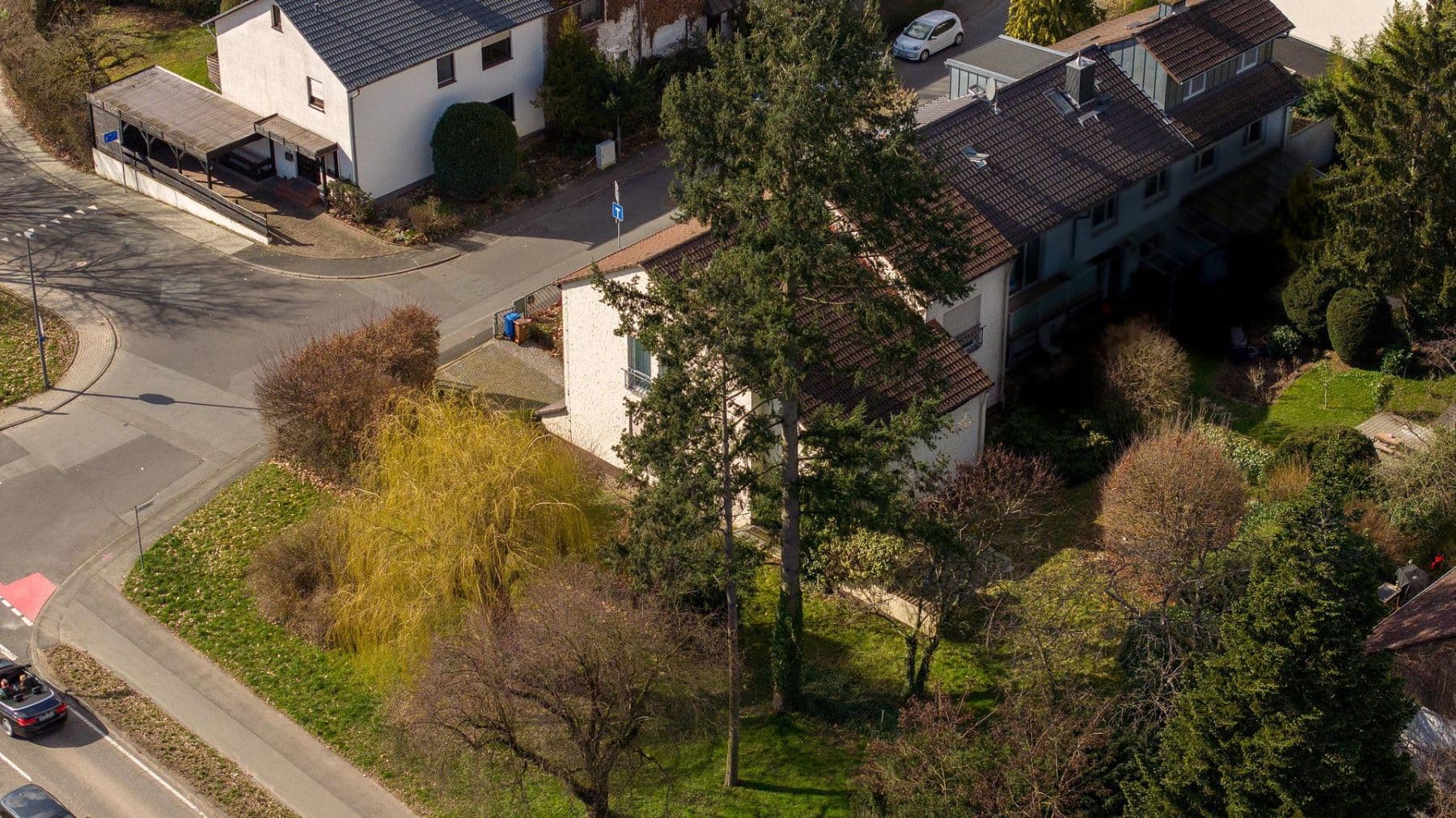 Predaj domu 185 m², pozemek 630 m², Kronberg im Taunus, Hesensko Predaj domu 185 m², pozemek 630 m², Kronberg im Taunus, Hesensko