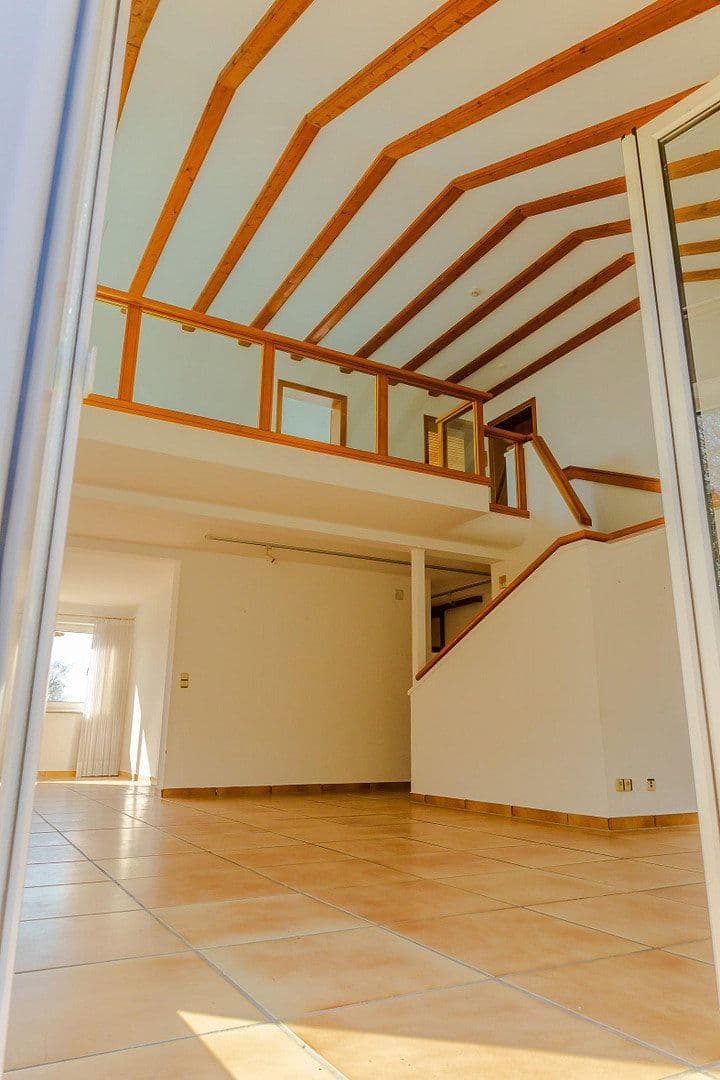 Predaj domu 185 m², pozemek 630 m², Kronberg im Taunus, Hesensko Predaj domu 185 m², pozemek 630 m², Kronberg im Taunus, Hesensko