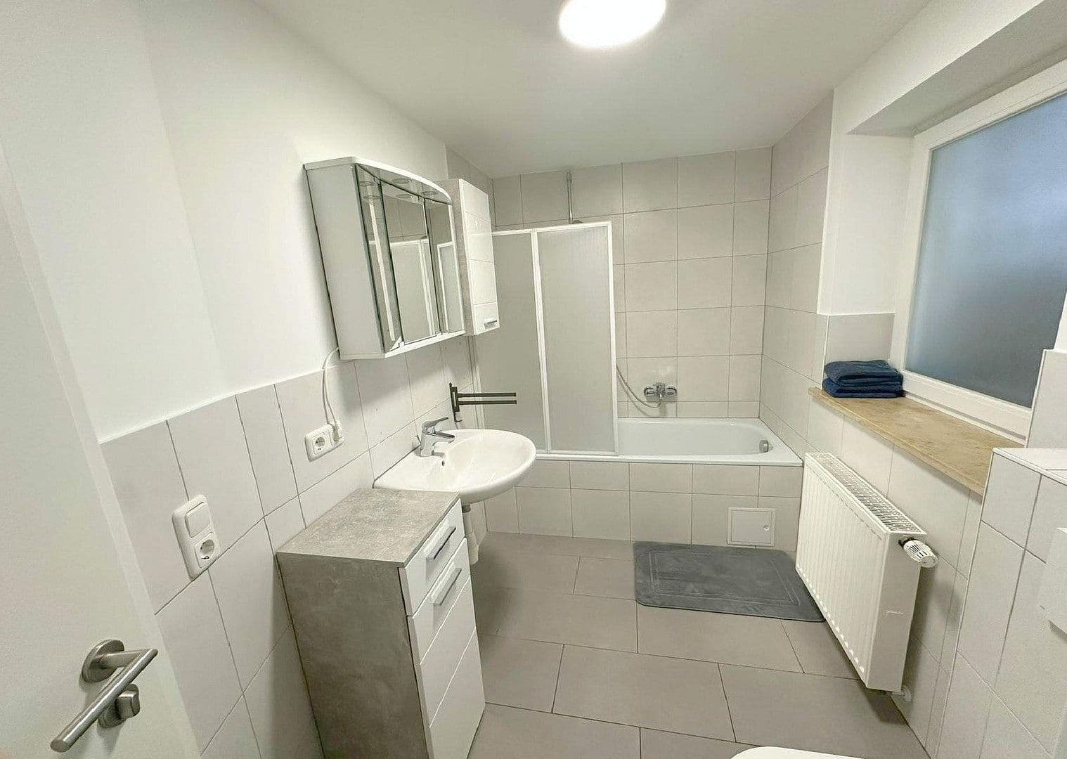 Predaj domu 143 m², pozemek 181 m², Benzstr. 1, Dingolfing, Bavorsko Predaj domu 143 m², pozemek 181 m², Benzstr. 1, Dingolfing, Bavorsko