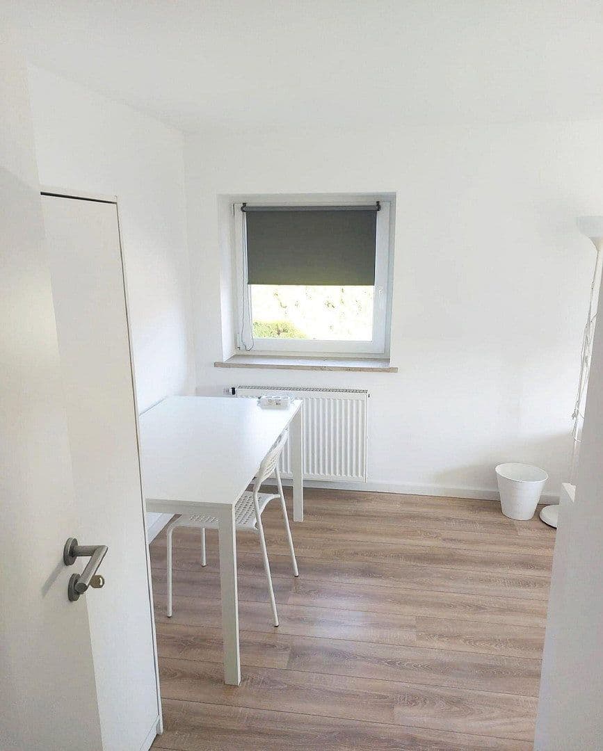 Predaj domu 143 m², pozemek 181 m², Benzstr. 1, Dingolfing, Bavorsko Predaj domu 143 m², pozemek 181 m², Benzstr. 1, Dingolfing, Bavorsko