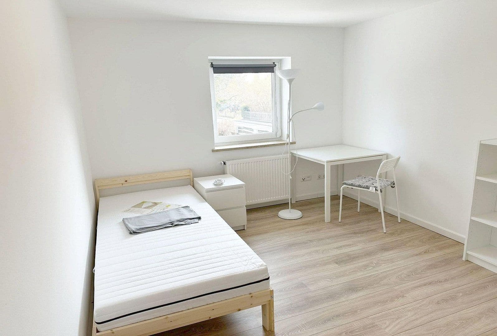 Predaj domu 143 m², pozemek 181 m², Benzstr. 1, Dingolfing, Bavorsko Predaj domu 143 m², pozemek 181 m², Benzstr. 1, Dingolfing, Bavorsko