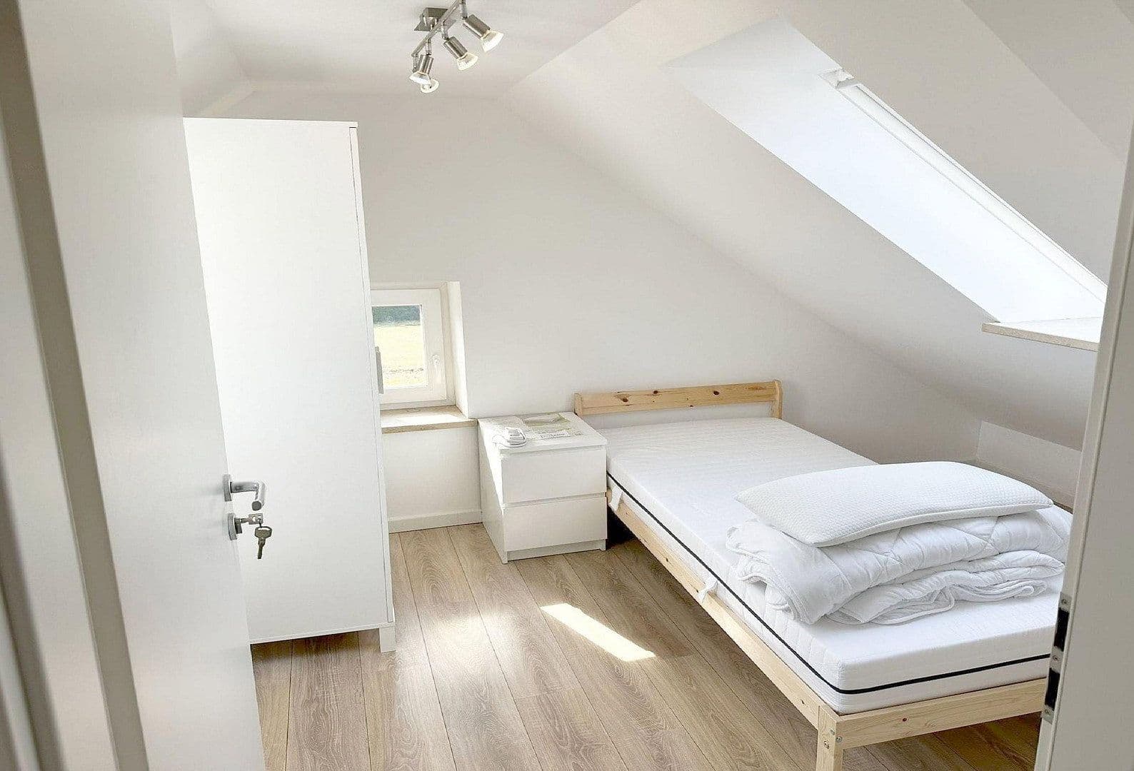 Predaj domu 143 m², pozemek 181 m², Benzstr. 1, Dingolfing, Bavorsko Predaj domu 143 m², pozemek 181 m², Benzstr. 1, Dingolfing, Bavorsko