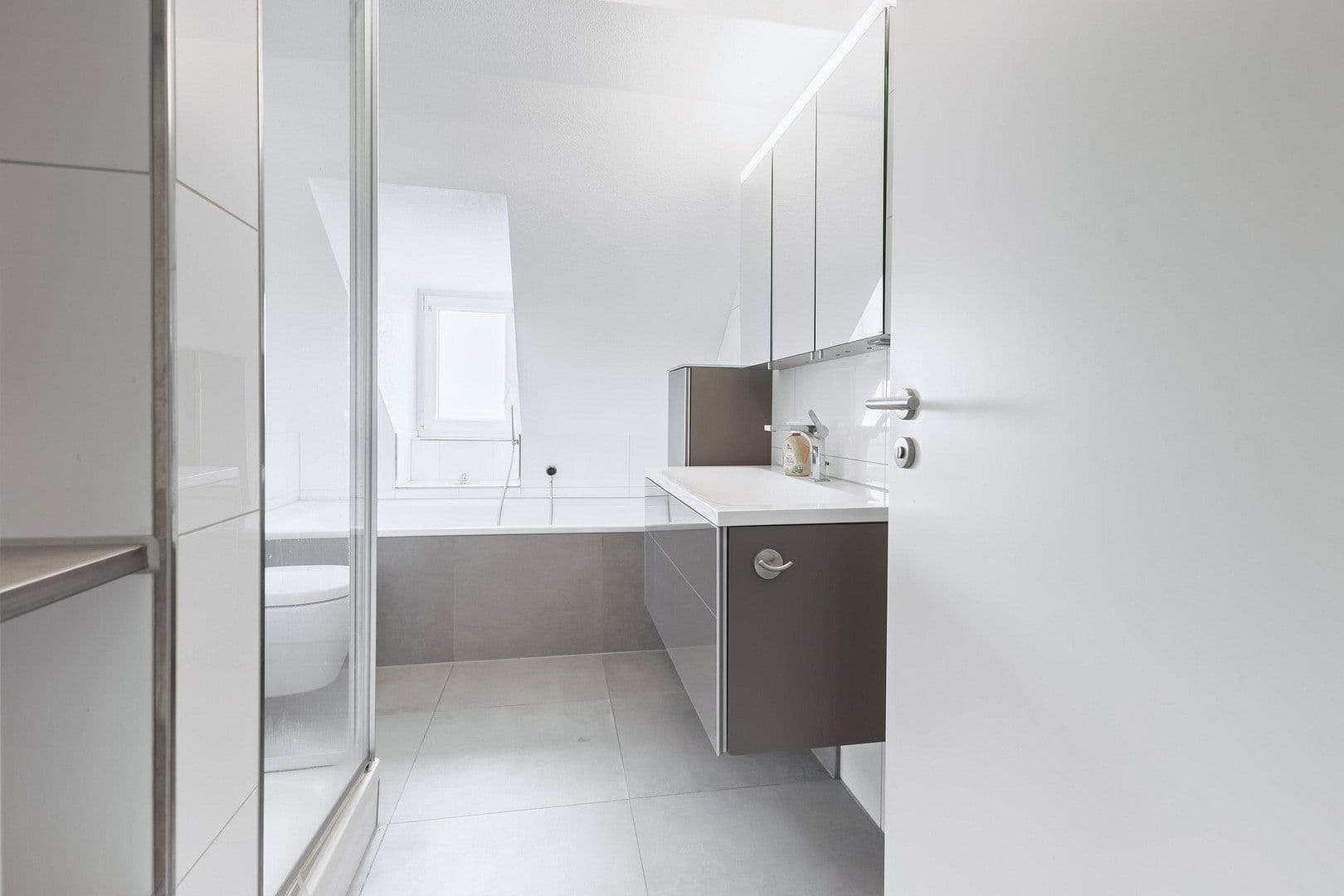 Prenájom bytu 3-izbový 82 m², Marienstraße 15, Fürth, Bavorsko Prenájom bytu 3-izbový 82 m², Marienstraße 15, Fürth, Bavorsko