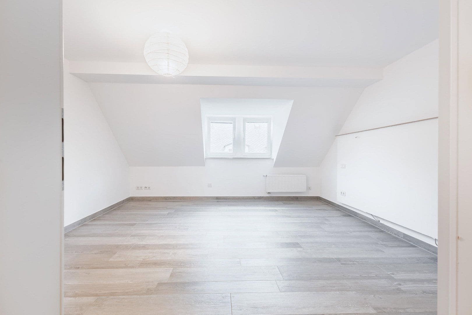 Prenájom bytu 3-izbový 82 m², Marienstraße 15, Fürth, Bavorsko Prenájom bytu 3-izbový 82 m², Marienstraße 15, Fürth, Bavorsko