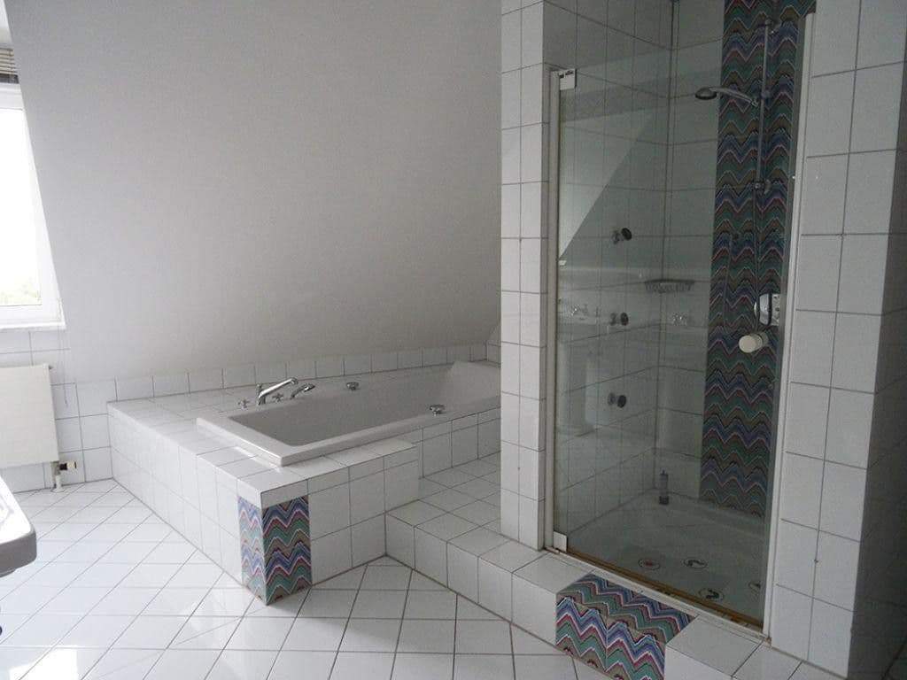 Prenájom bytu 6-izbový 271 m², Coburg, Bavorsko Prenájom bytu 6-izbový 271 m², Coburg, Bavorsko