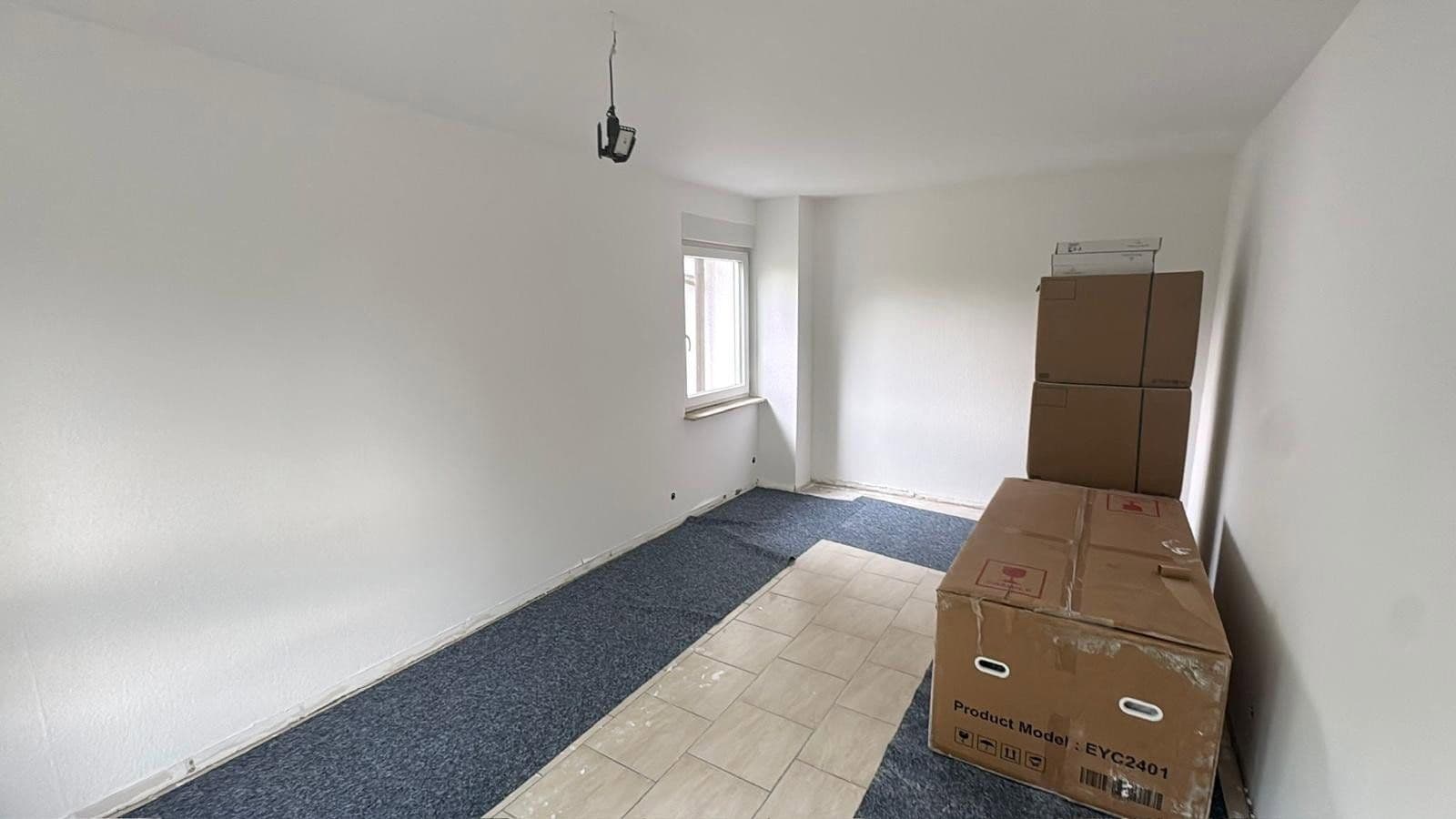 Prenájom bytu 5-izbový 160 m², Bruchköbel, Hesensko Prenájom bytu 5-izbový 160 m², Bruchköbel, Hesensko