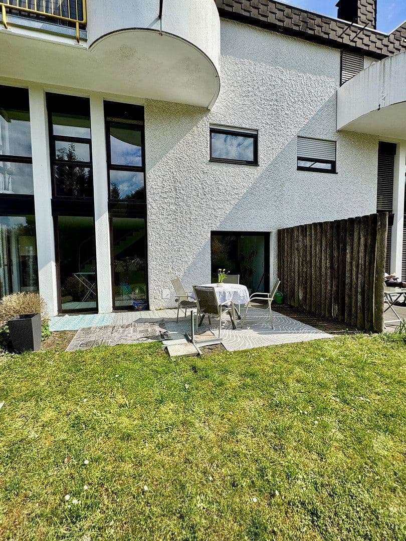 Predaj bytu 4-izbový 111 m², Niedernhausen, Hesensko Predaj bytu 4-izbový 111 m², Niedernhausen, Hesensko