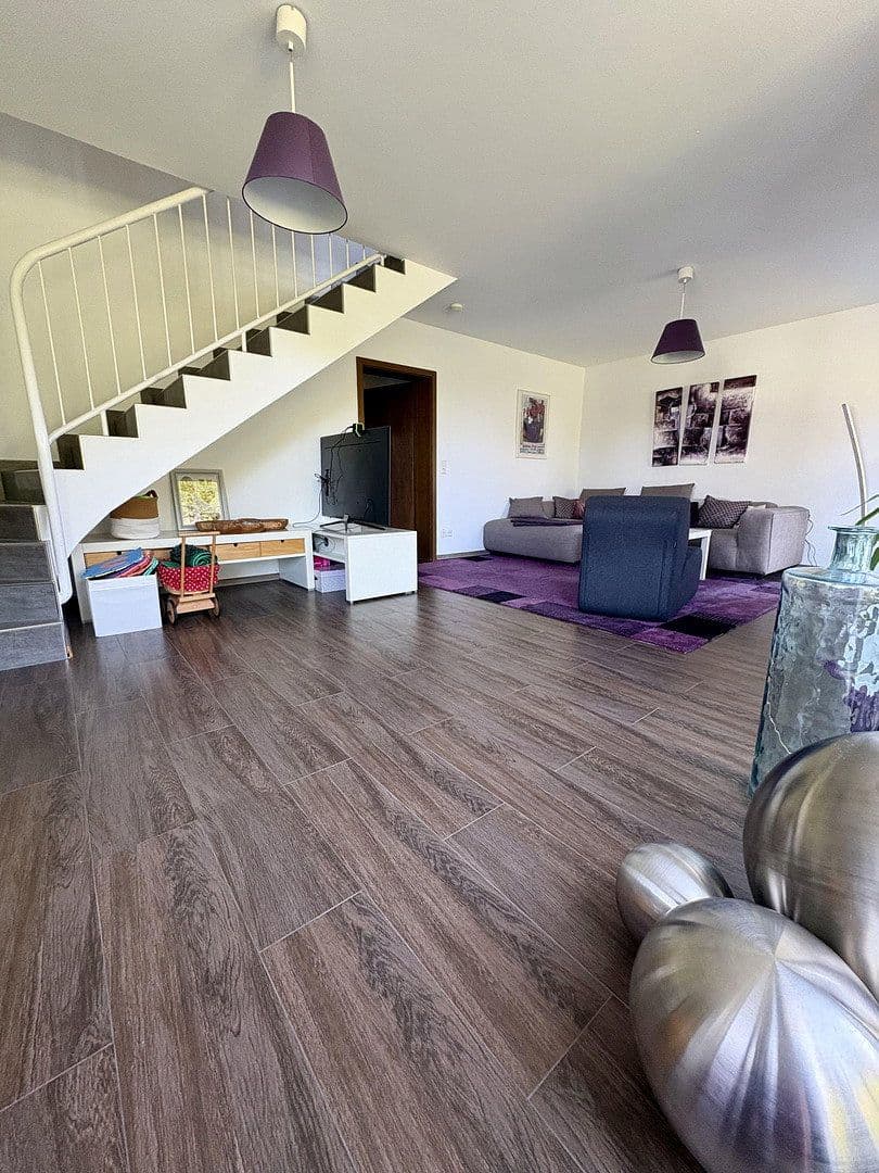 Predaj bytu 4-izbový 111 m², Niedernhausen, Hesensko Predaj bytu 4-izbový 111 m², Niedernhausen, Hesensko