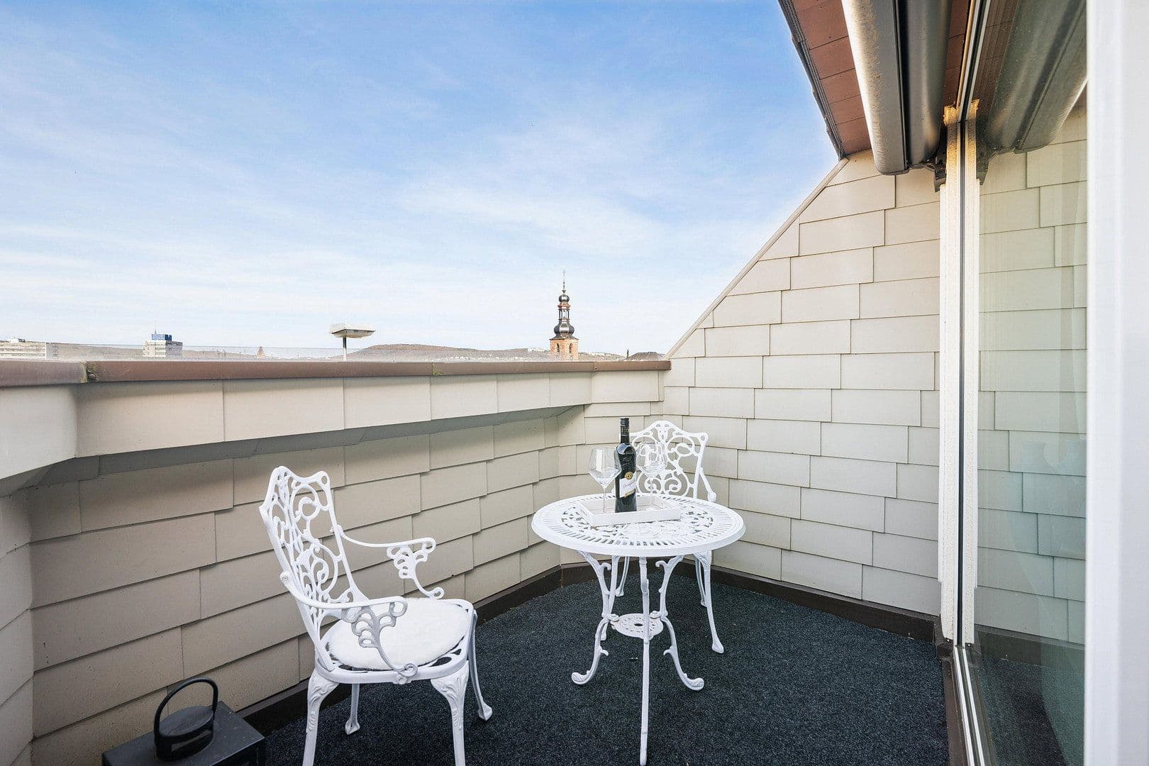 Prenájom bytu 3-izbový 95 m², Vorstadtstr. 17, Saarbrücken, Sársko Prenájom bytu 3-izbový 95 m², Vorstadtstr. 17, Saarbrücken, Sársko