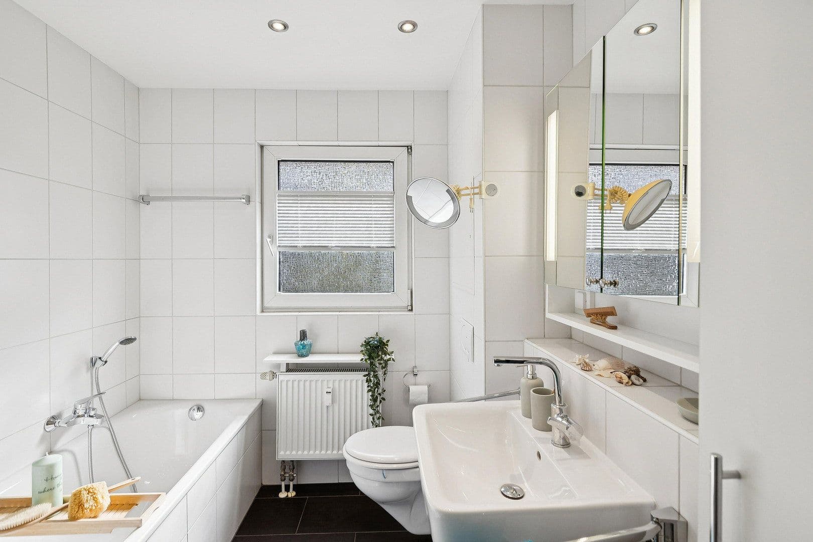 Prenájom bytu 3-izbový 95 m², Vorstadtstr. 17, Saarbrücken, Sársko Prenájom bytu 3-izbový 95 m², Vorstadtstr. 17, Saarbrücken, Sársko