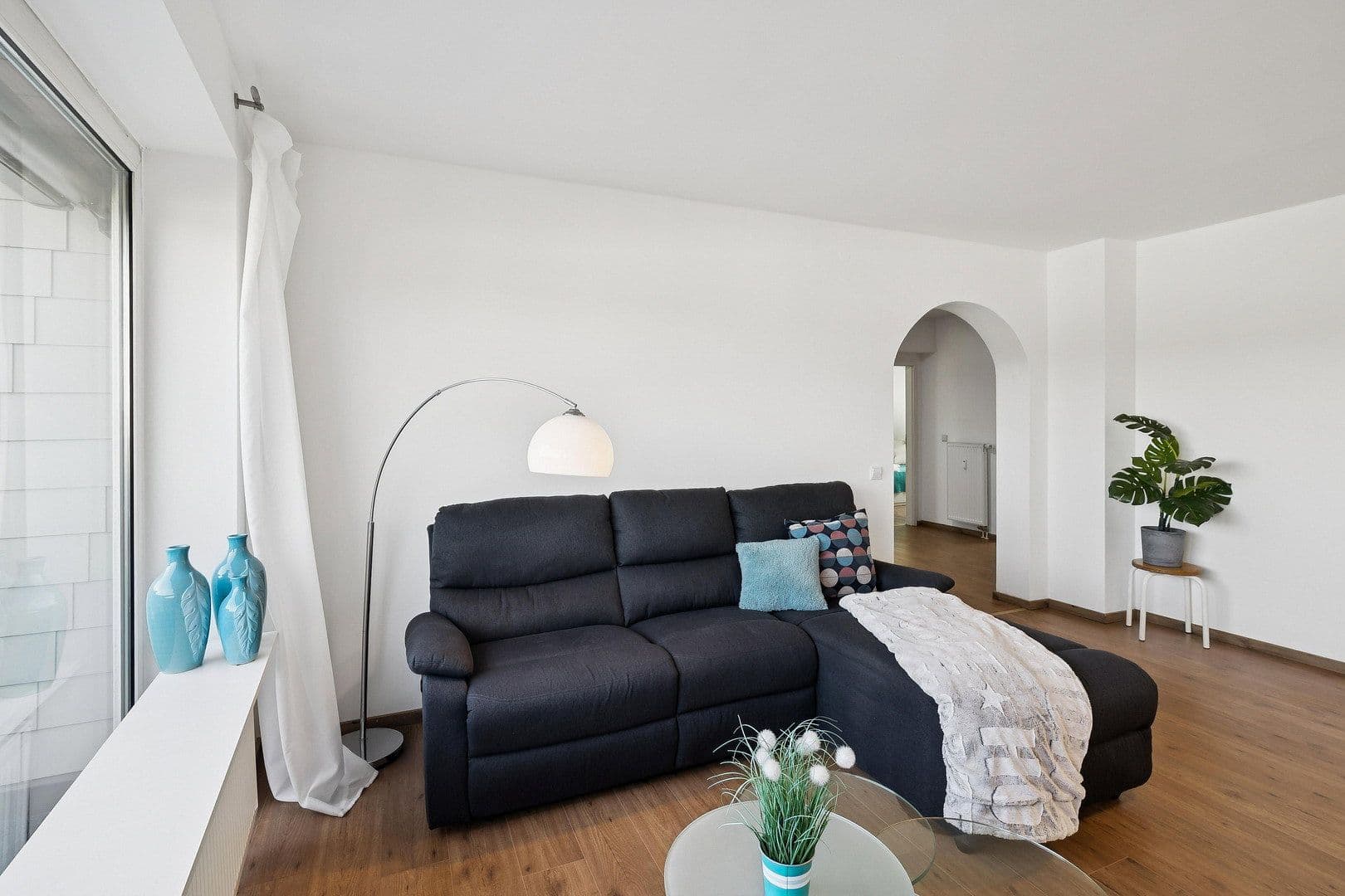 Prenájom bytu 3-izbový 95 m², Vorstadtstr. 17, Saarbrücken, Sársko Prenájom bytu 3-izbový 95 m², Vorstadtstr. 17, Saarbrücken, Sársko