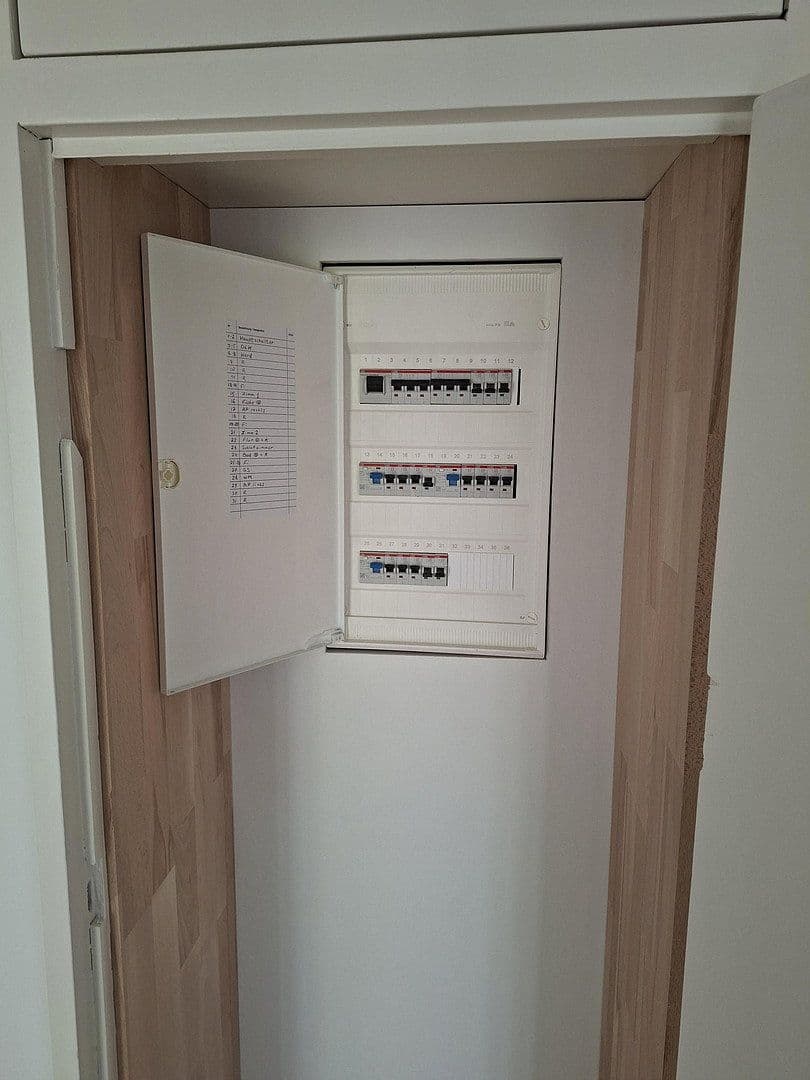 Predaj bytu 3-izbový 64 m², Berlin, Berlín Predaj bytu 3-izbový 64 m², Berlin, Berlín