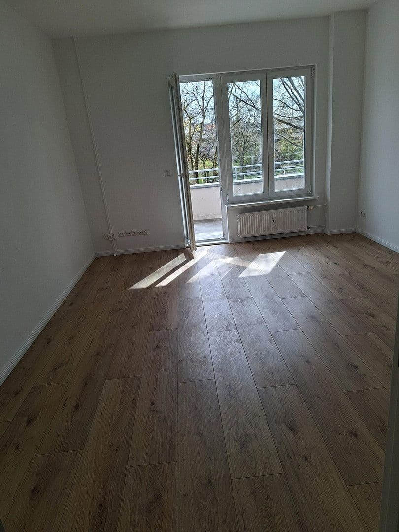Predaj bytu 3-izbový 64 m², Berlin, Berlín Predaj bytu 3-izbový 64 m², Berlin, Berlín