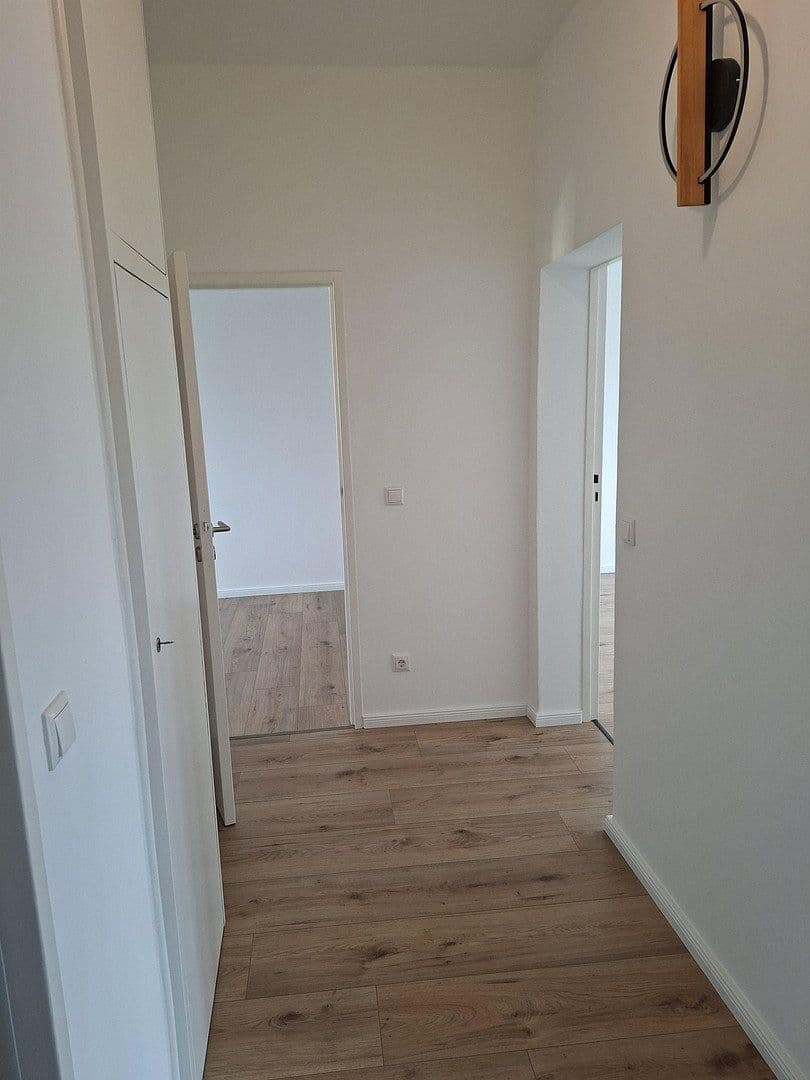 Predaj bytu 3-izbový 64 m², Berlin, Berlín Predaj bytu 3-izbový 64 m², Berlin, Berlín