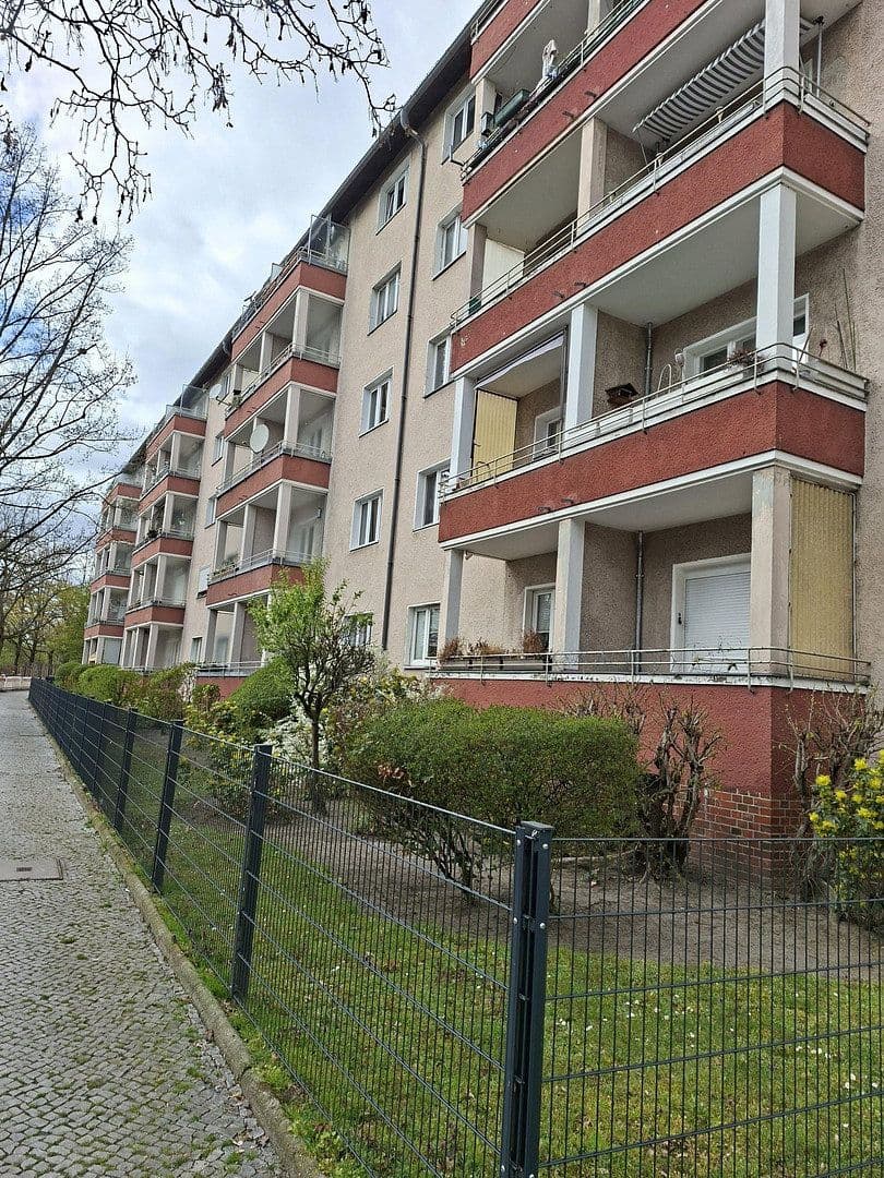 Predaj bytu 3-izbový 64 m², Berlin, Berlín Predaj bytu 3-izbový 64 m², Berlin, Berlín