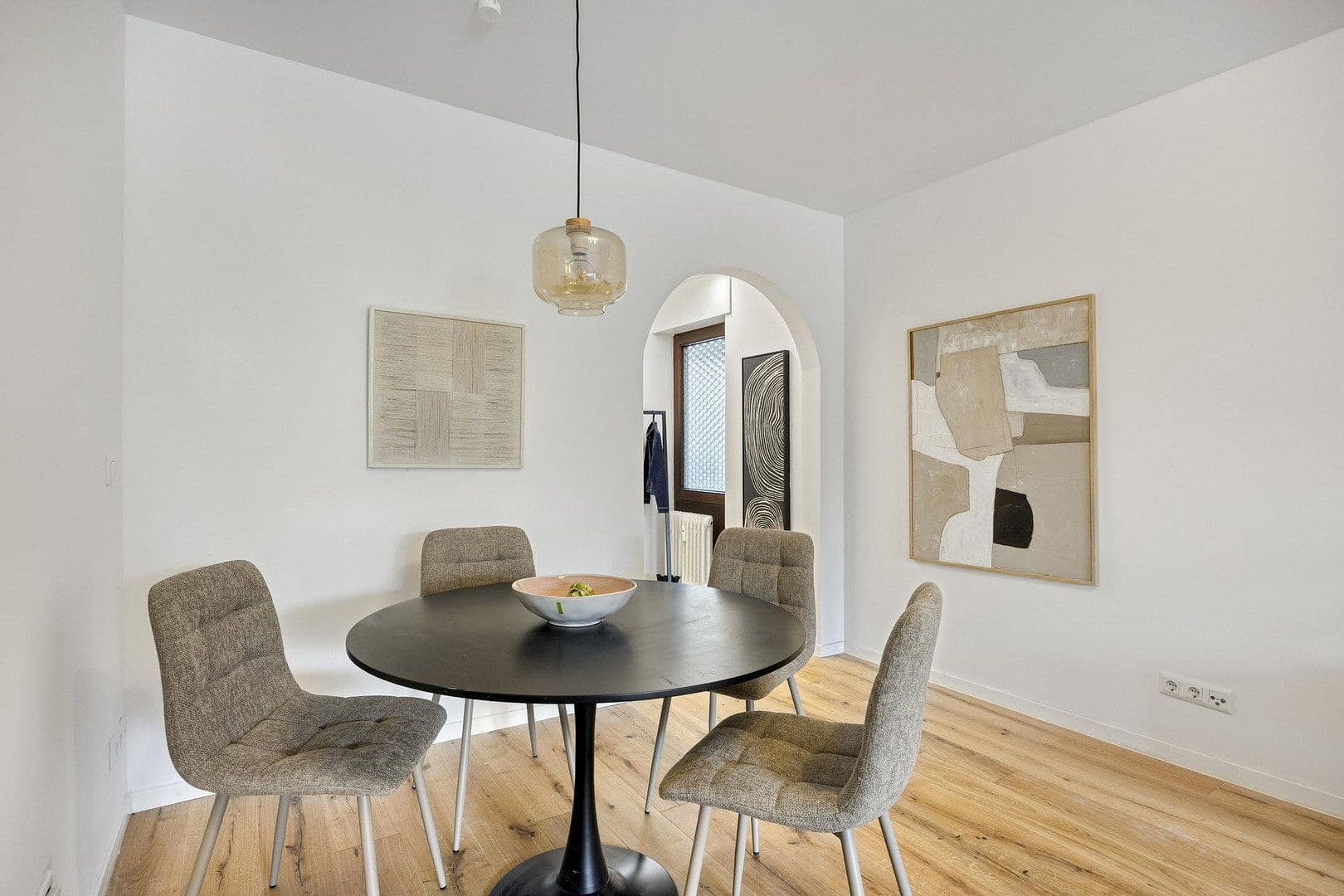 Predaj bytu 3-izbový 84 m², Meerbusch, Severné Porýnie - Westfálsko Predaj bytu 3-izbový 84 m², Meerbusch, Severné Porýnie - Westfálsko