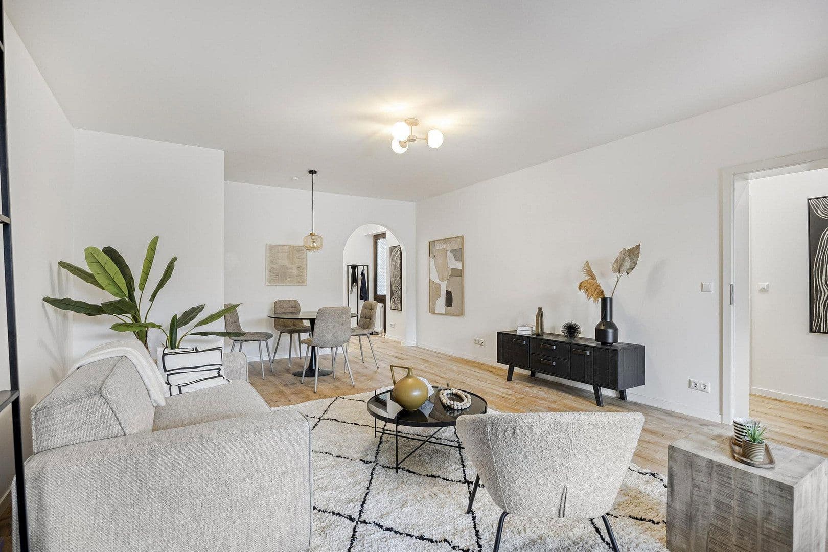 Predaj bytu 3-izbový 84 m², Meerbusch, Severné Porýnie - Westfálsko Predaj bytu 3-izbový 84 m², Meerbusch, Severné Porýnie - Westfálsko