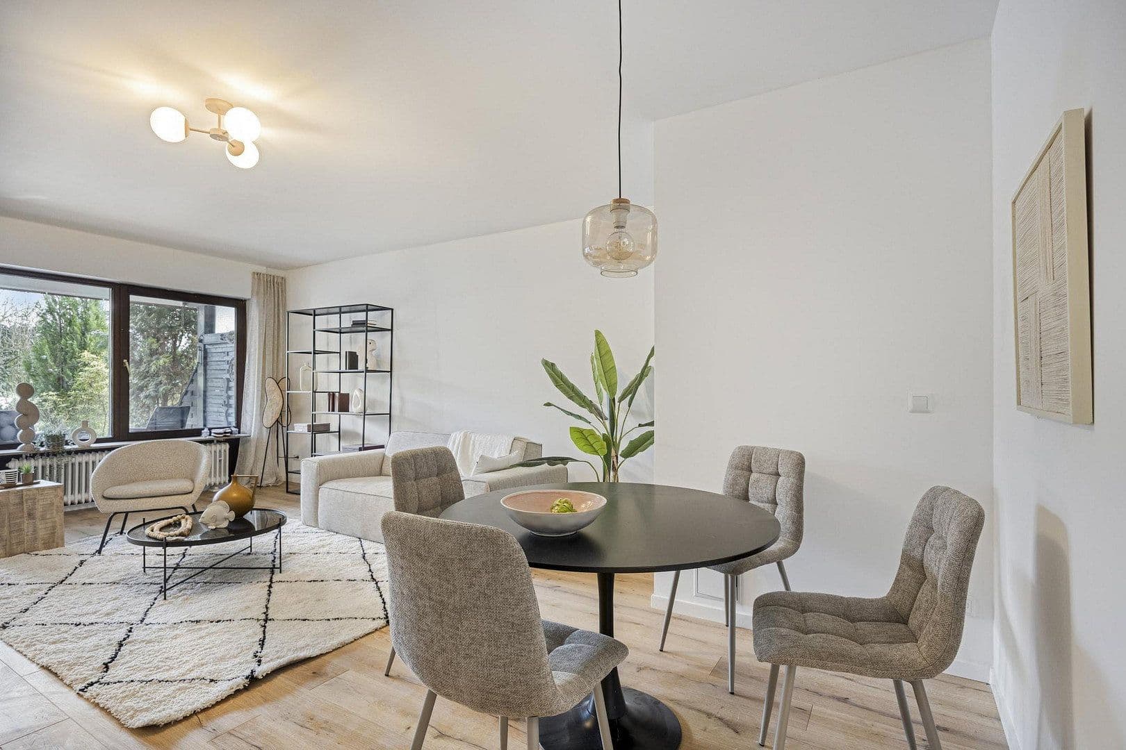 Predaj bytu 3-izbový 84 m², Meerbusch, Severné Porýnie - Westfálsko Predaj bytu 3-izbový 84 m², Meerbusch, Severné Porýnie - Westfálsko