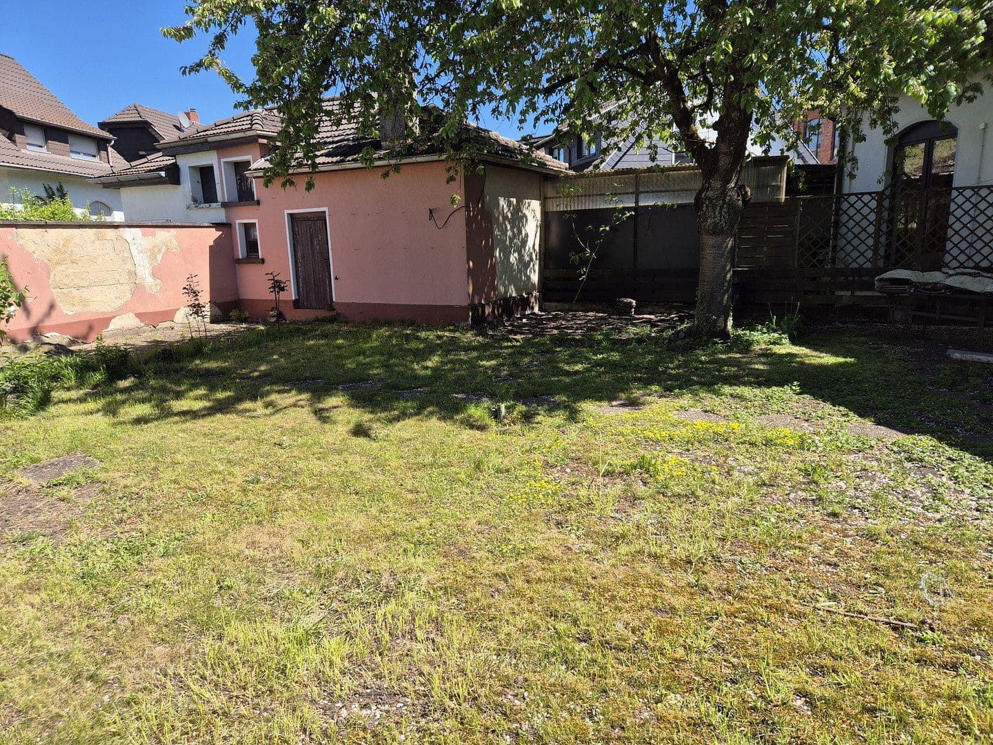Predaj domu 125 m², pozemek 336 m², Dillingen/Saar, Sársko Predaj domu 125 m², pozemek 336 m², Dillingen/Saar, Sársko