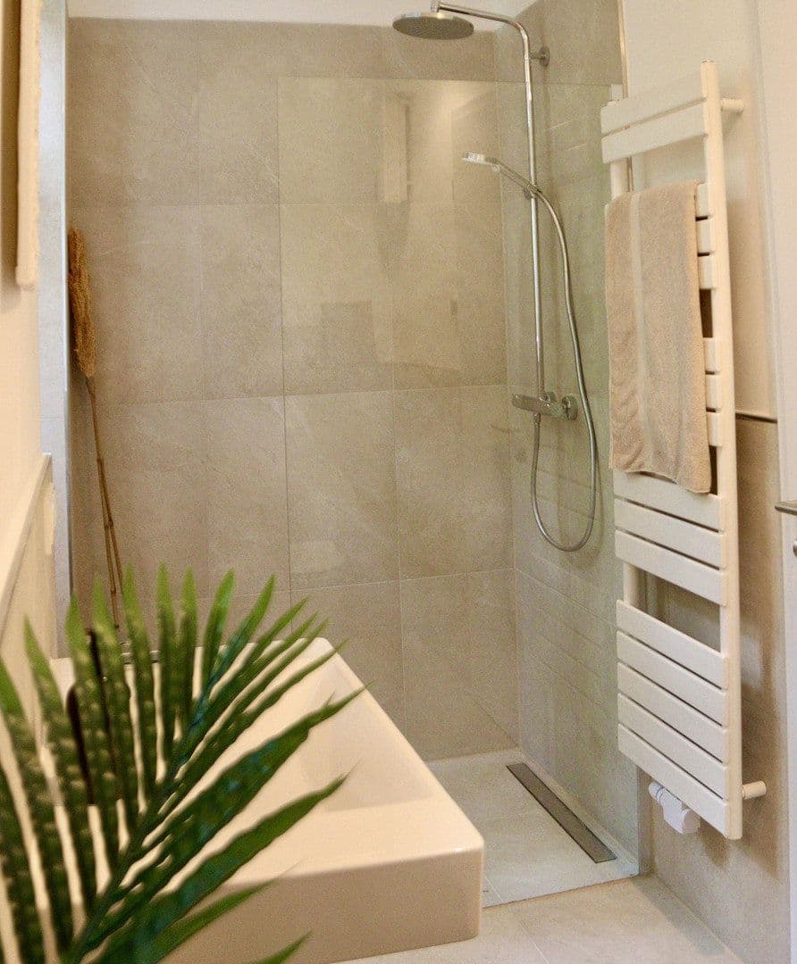 Predaj bytu 2-izbový 67 m², Berlin Steglitz, Berlín Predaj bytu 2-izbový 67 m², Berlin Steglitz, Berlín