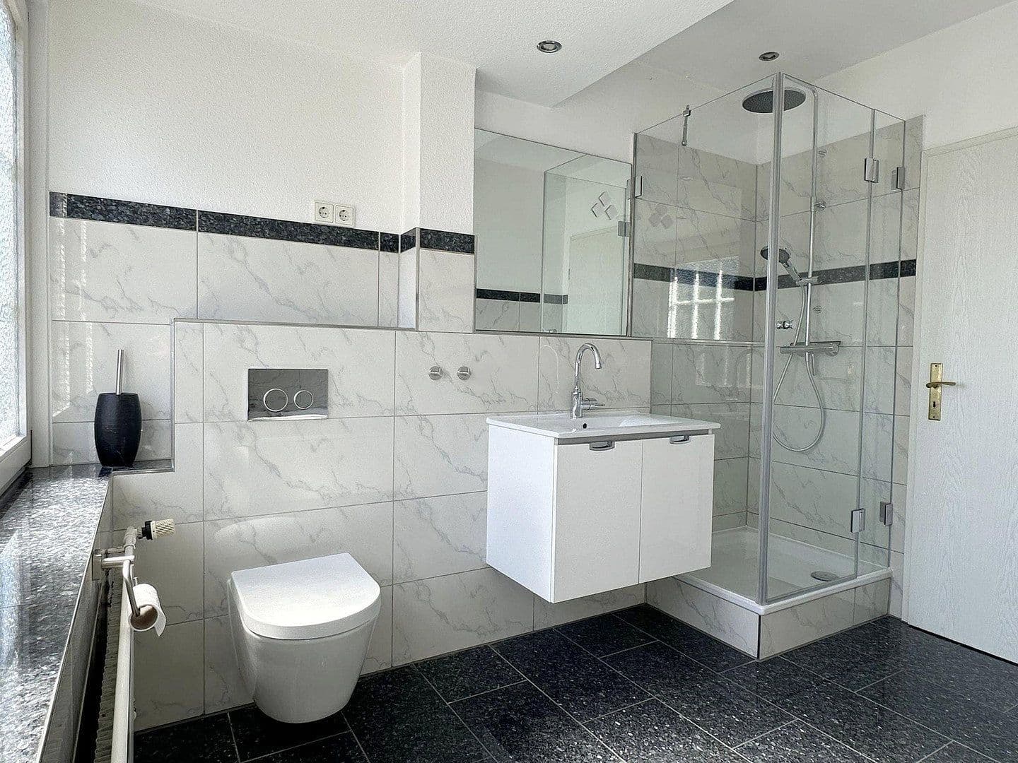 Predaj domu 127 m², pozemek 370 m², Halstenbek, Šlezvicko-Holštajnsko Predaj domu 127 m², pozemek 370 m², Halstenbek, Šlezvicko-Holštajnsko