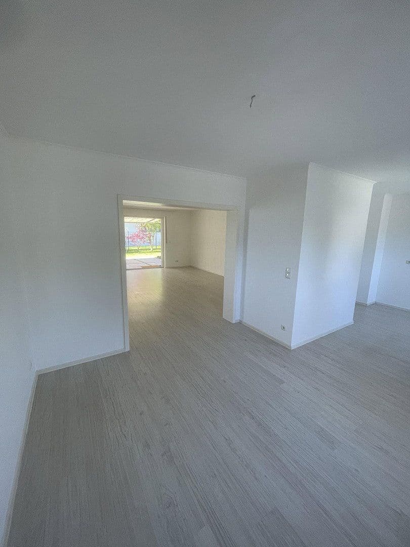 Predaj bytu 3-izbový 117 m², München, Bavorsko Predaj bytu 3-izbový 117 m², München, Bavorsko