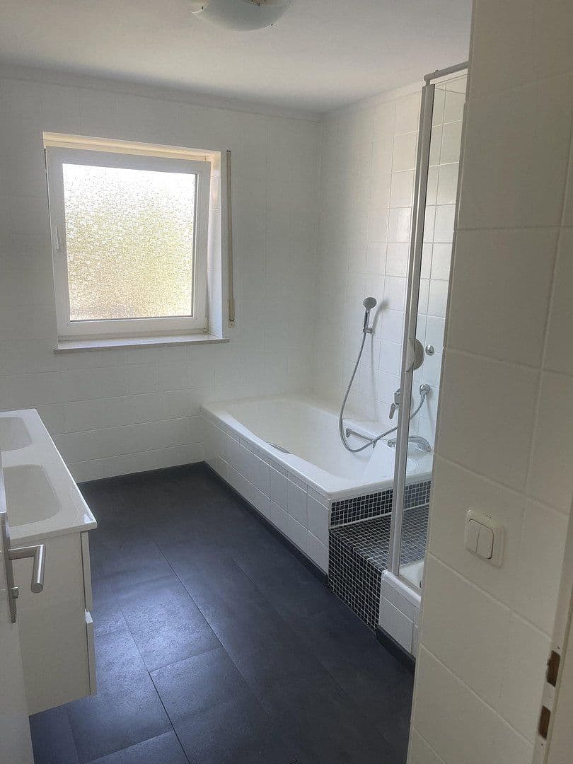 Predaj bytu 3-izbový 117 m², München, Bavorsko Predaj bytu 3-izbový 117 m², München, Bavorsko