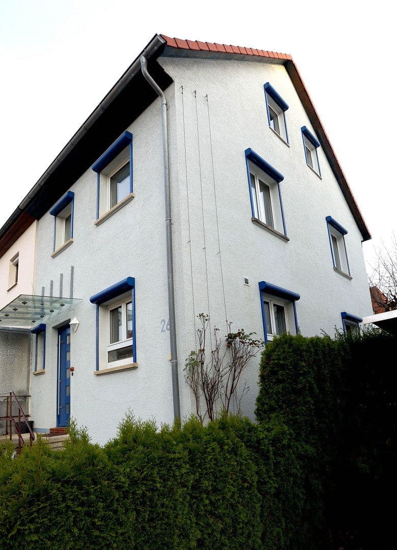 Predaj domu 95 m², pozemek 142 m², Reutlingen, Bádensko-Wurttembersko Predaj domu 95 m², pozemek 142 m², Reutlingen, Bádensko-Wurttembersko