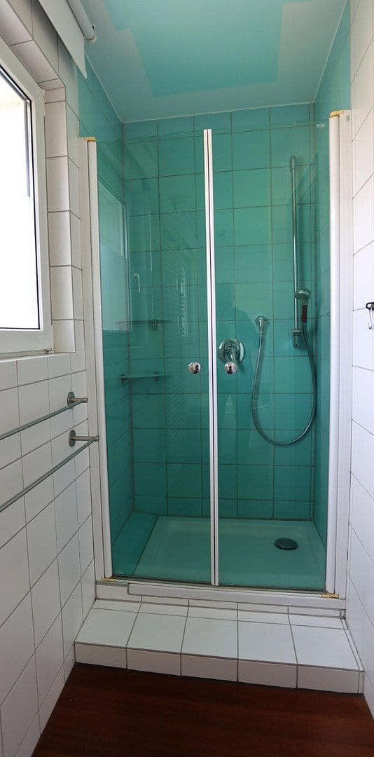 Predaj domu 95 m², pozemek 142 m², Reutlingen, Bádensko-Wurttembersko Predaj domu 95 m², pozemek 142 m², Reutlingen, Bádensko-Wurttembersko