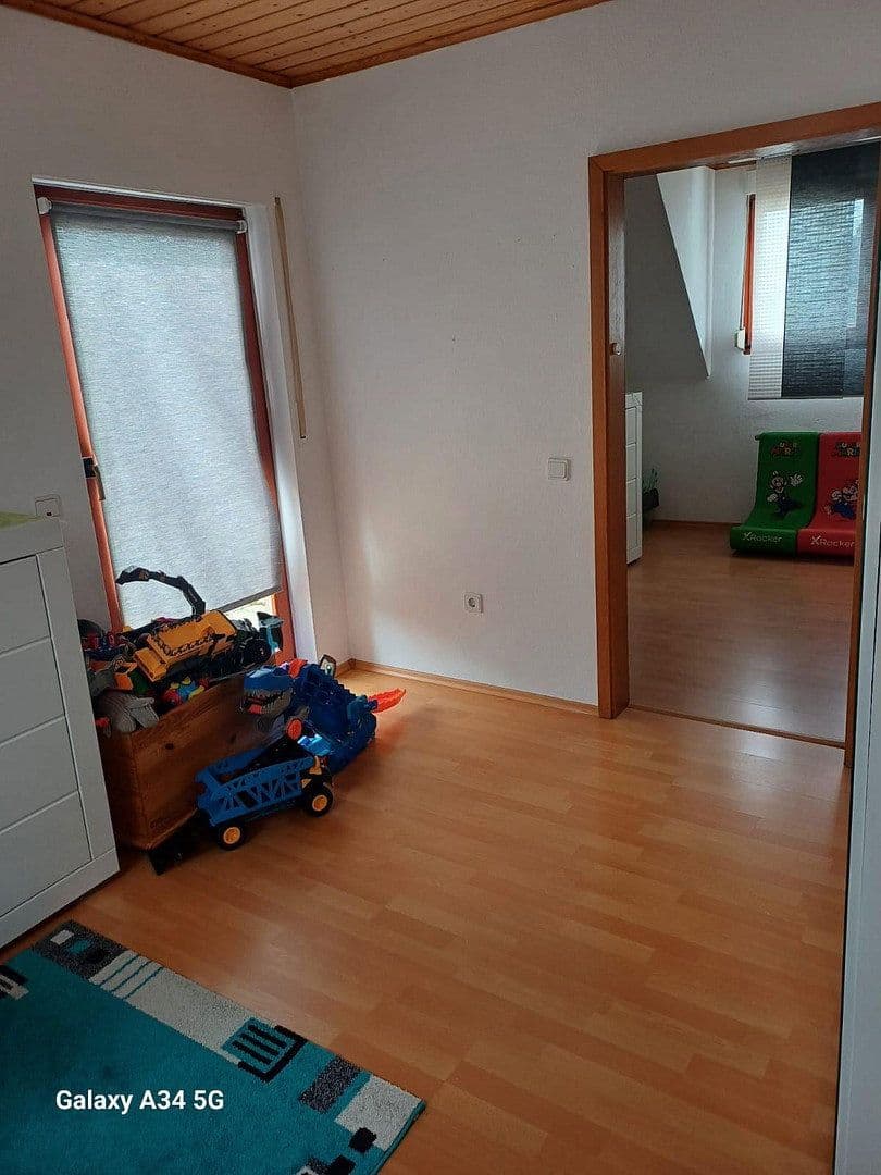 Predaj domu 180 m², pozemek 400 m², Norath, Porýnie-Falcko Predaj domu 180 m², pozemek 400 m², Norath, Porýnie-Falcko